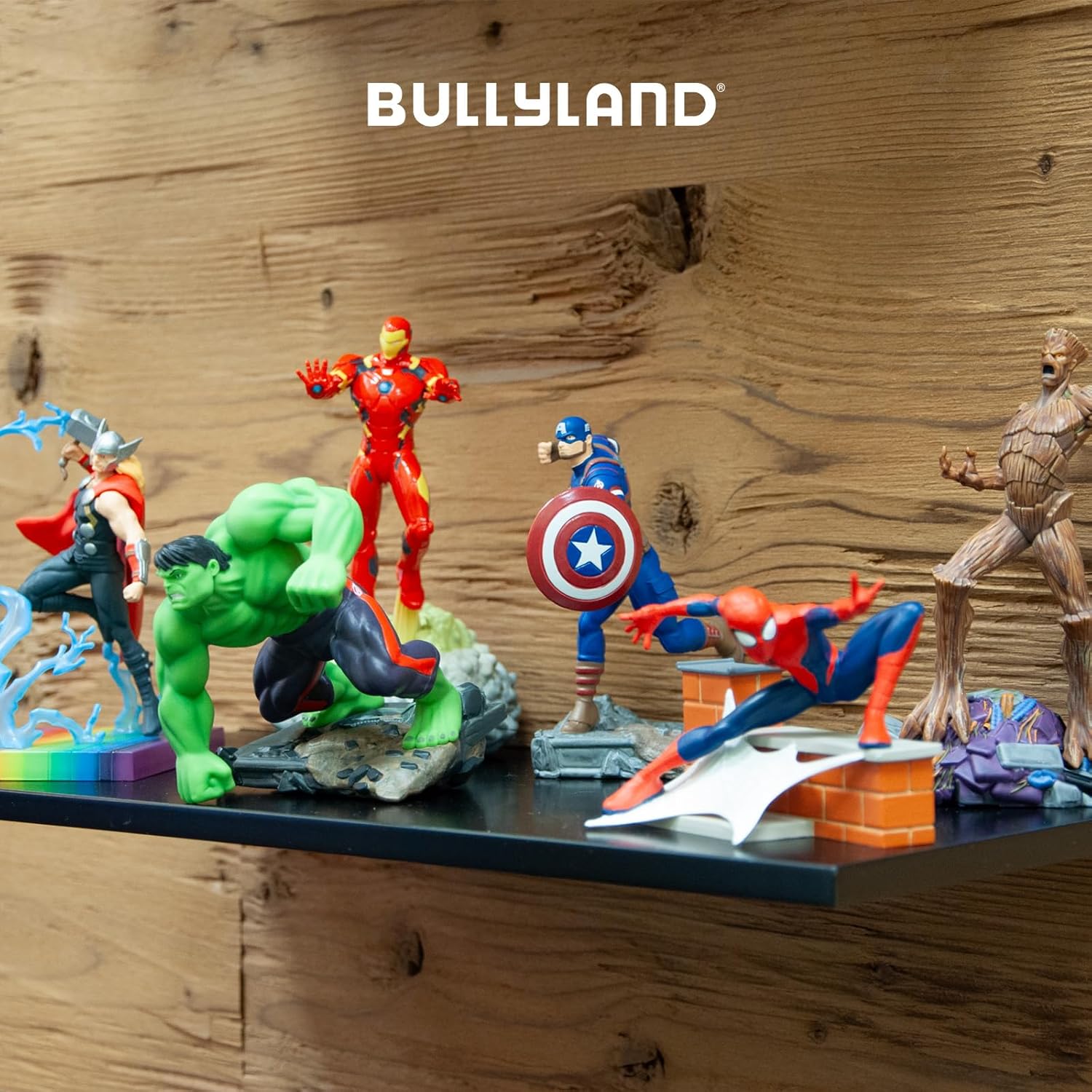 Bullyland Captain America from the Marvel Avengers, perfect as a toy figure, decoration and small gift for kids aged 3 and up and collectors, detailed collectible figure from