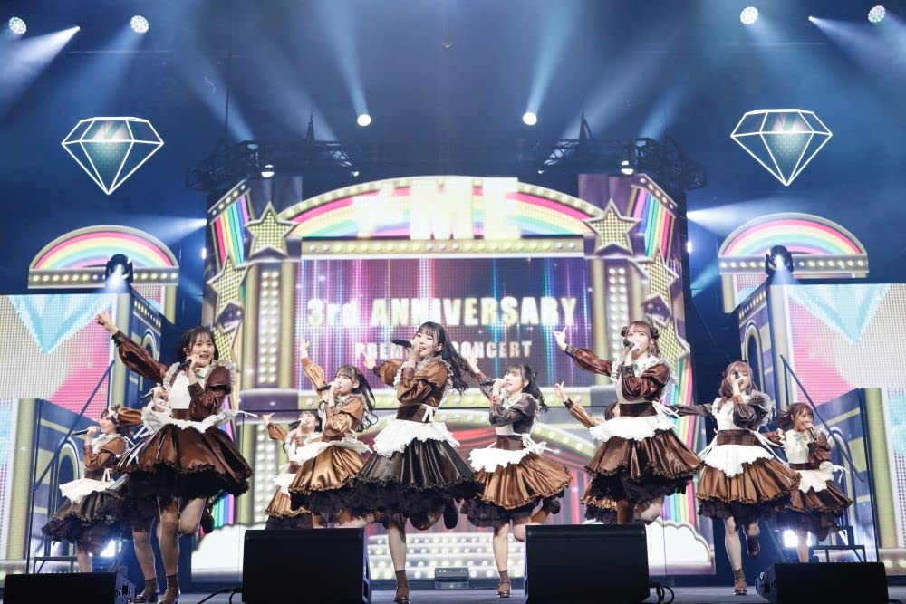 Me 3Rd Anniversary Premium Concert