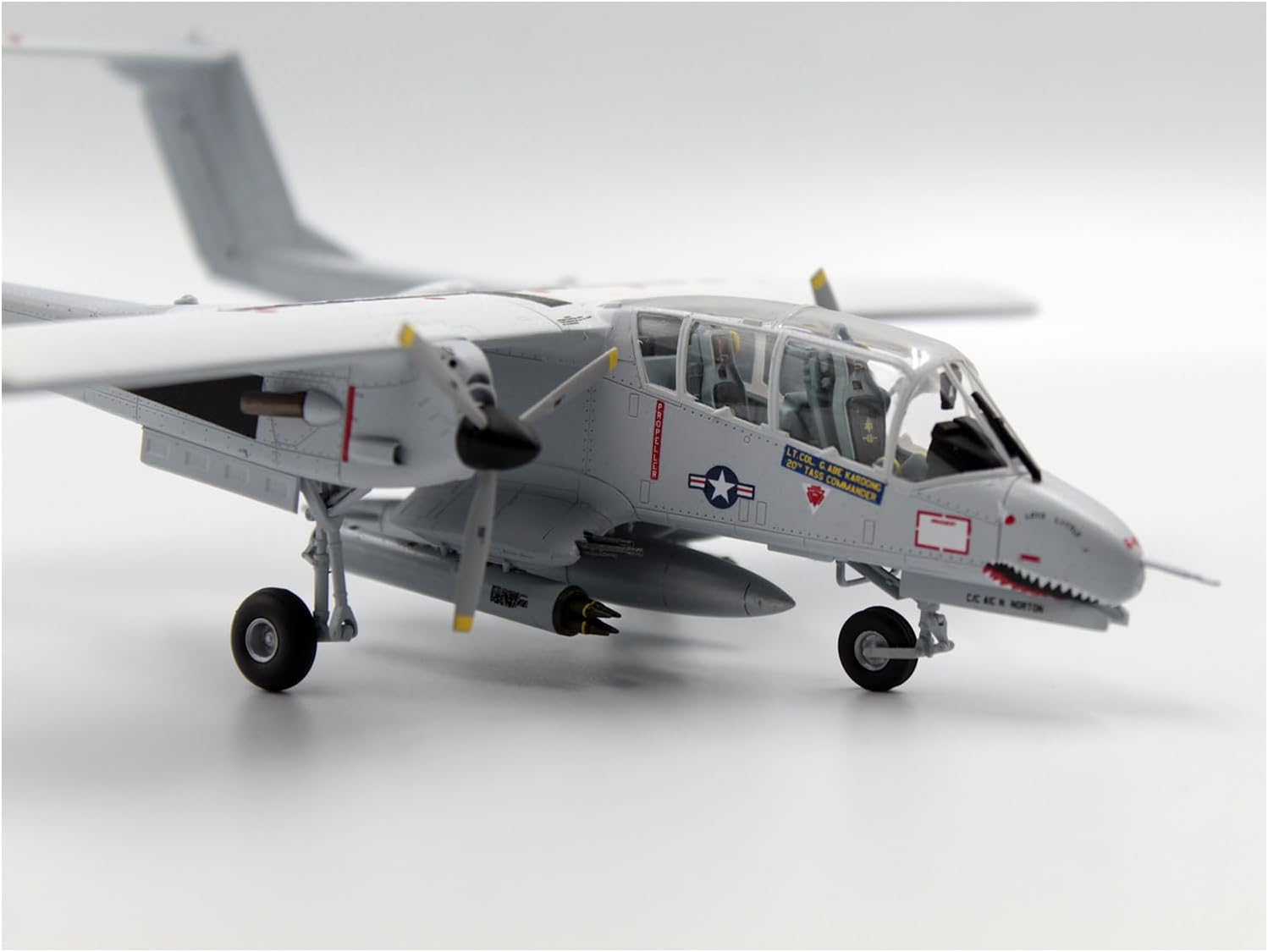 ICM 1:72 - OV-10A Bronco, US Aircraft.