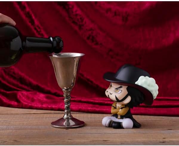 One Piece Look Up Statue Dracule Mihawk - 11 cm, Weiß, Glossy Finish, Vibrant Color Family