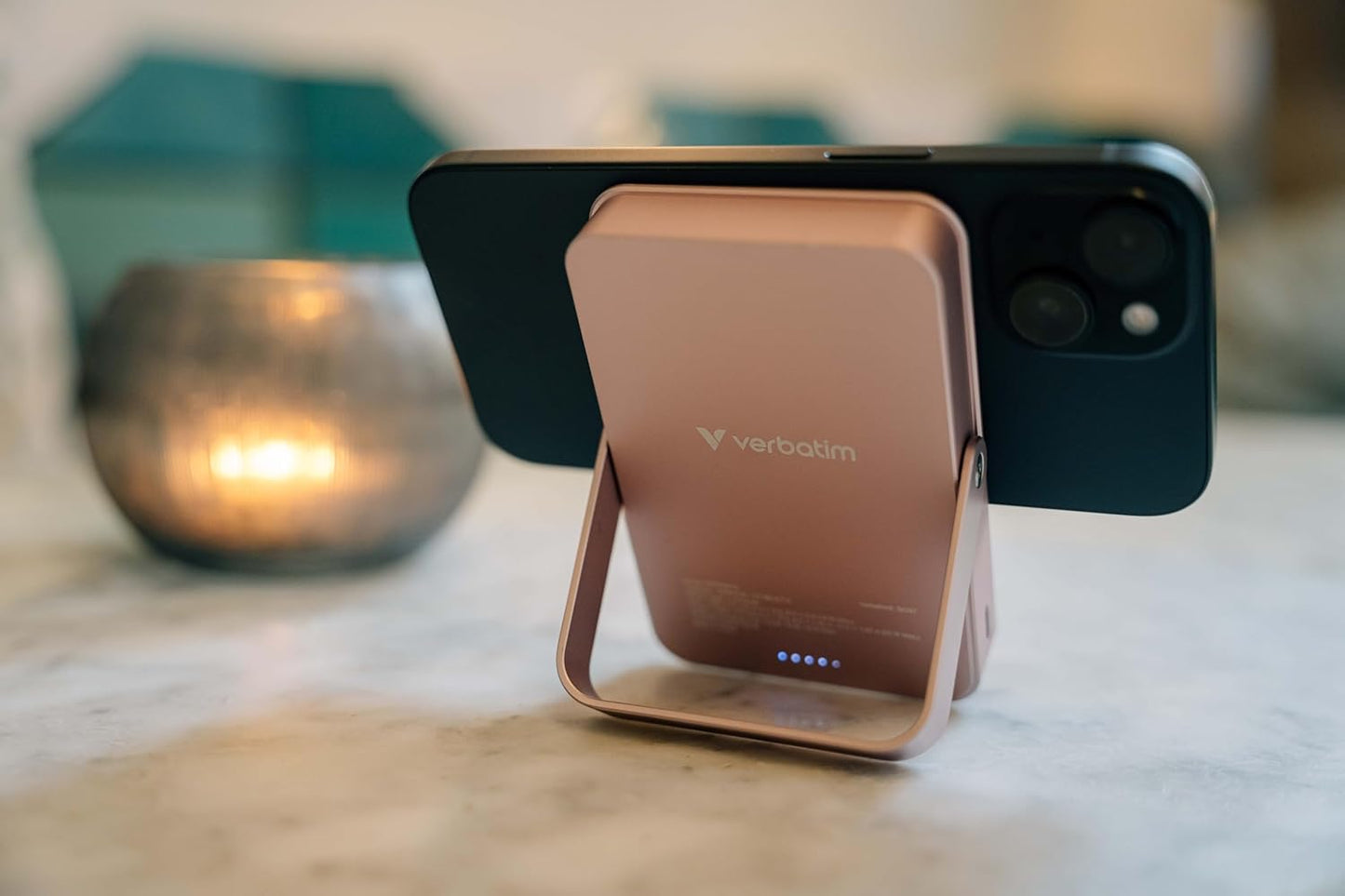 Verbatim Charge 'n' Go MagSafe Power Bank 10,000mAh Blue 15W Magnetic - PD 22W Fast Charge LED Indicator & Foldable Stand for iPhone 16/15/14/13/12 Pro/Pro Max - Includes USB-C Cable