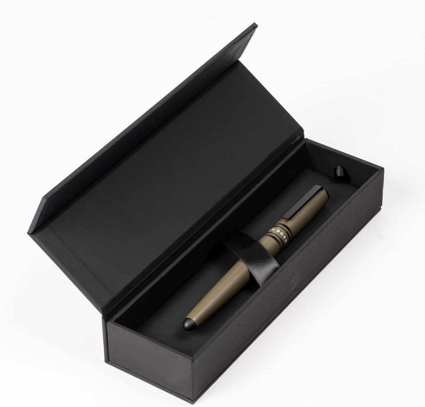 Hugo Boss Ballpoint Pen Gear Minimal Black & Chrome