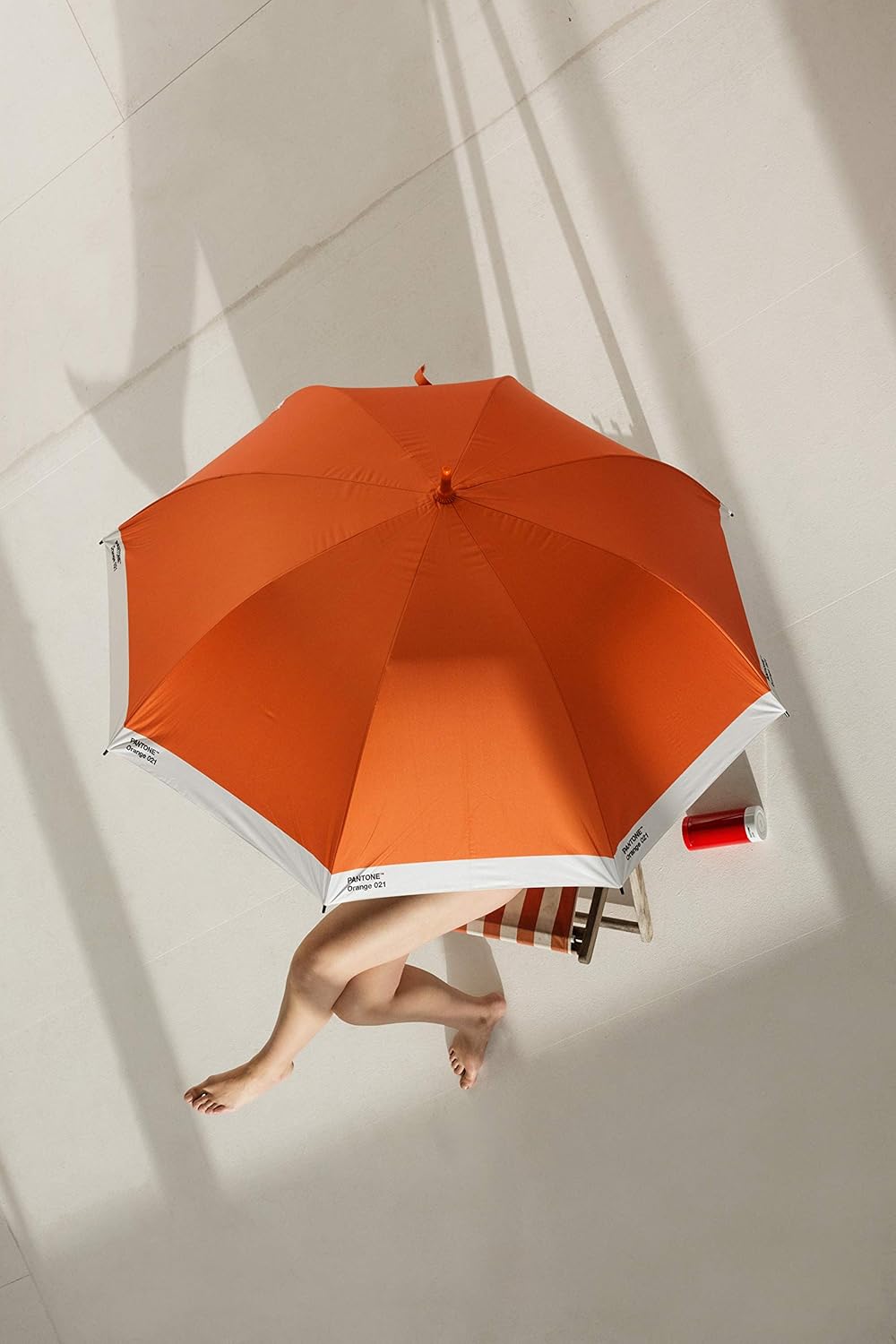 PANTONE, Stockschirm, Regenschirm, hochwertig klassisches Design, 130 cm Durchmesser, wasserabweisend, Griff mit Soft-Touch