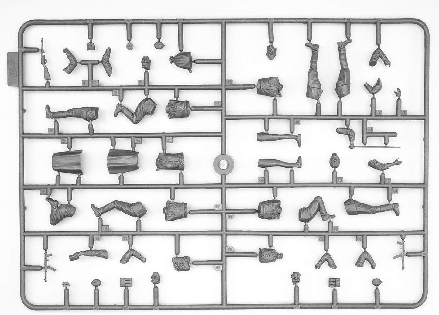 ICM ICM35635 1:35-Soviet Motorized Infantry (1943-1945) 5 Figs