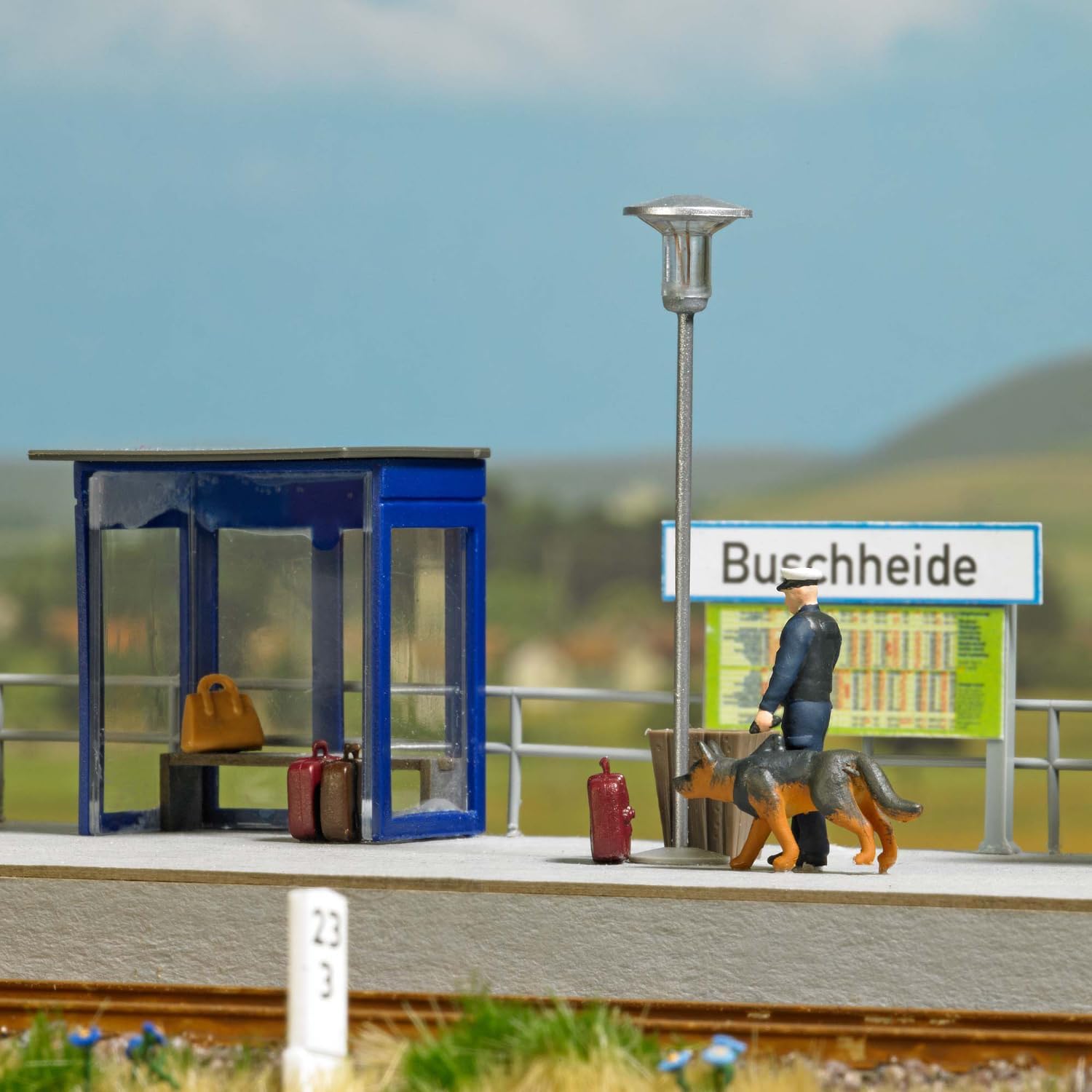 79872 H0 Action Set Transport Police with German Shepherd