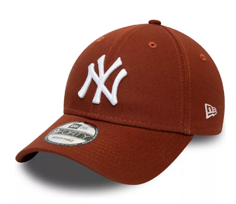 New Era Essential 9Forty Yankees Cap (Brown)