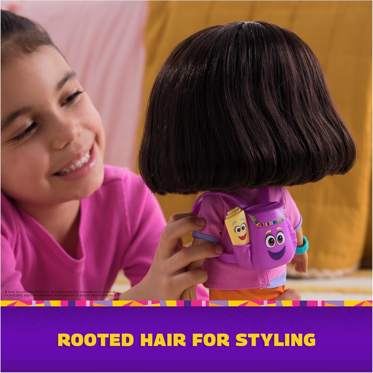 Dora, Sing & Explore Dora Doll with Music, Sound Effects, Bilingual Phrases, Doll Clothes and Accessories, Kids Toys for Girls and Boys Ages 3 and Up