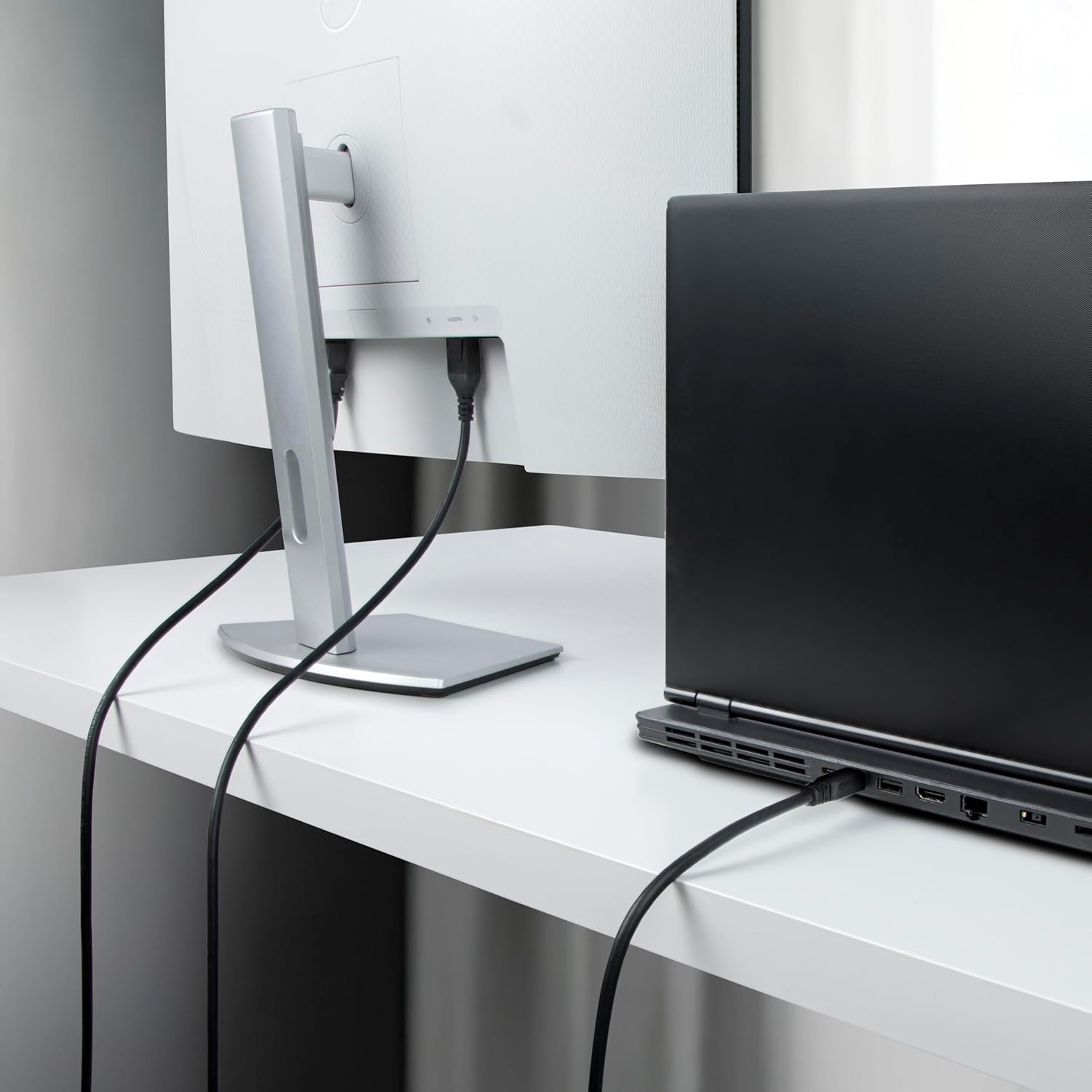 StarTech.com 10ft (3m) Mini DisplayPort to DisplayPort 1.4 Cable, 8K 60Hz/4K 120Hz HBR3 HDR, UHD mDP to DP 1.4 Cord