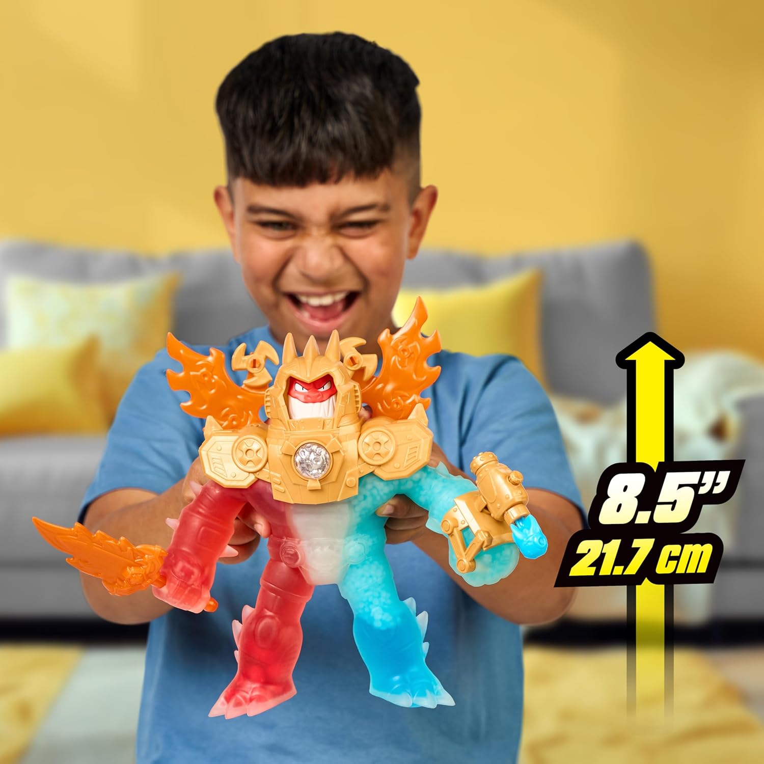 Heroes of Goo Jit Zu Goo-Tron Supreme Combines The Power Of Blazagon, Pantaro & Thrash In 1 Ultimate Hero.