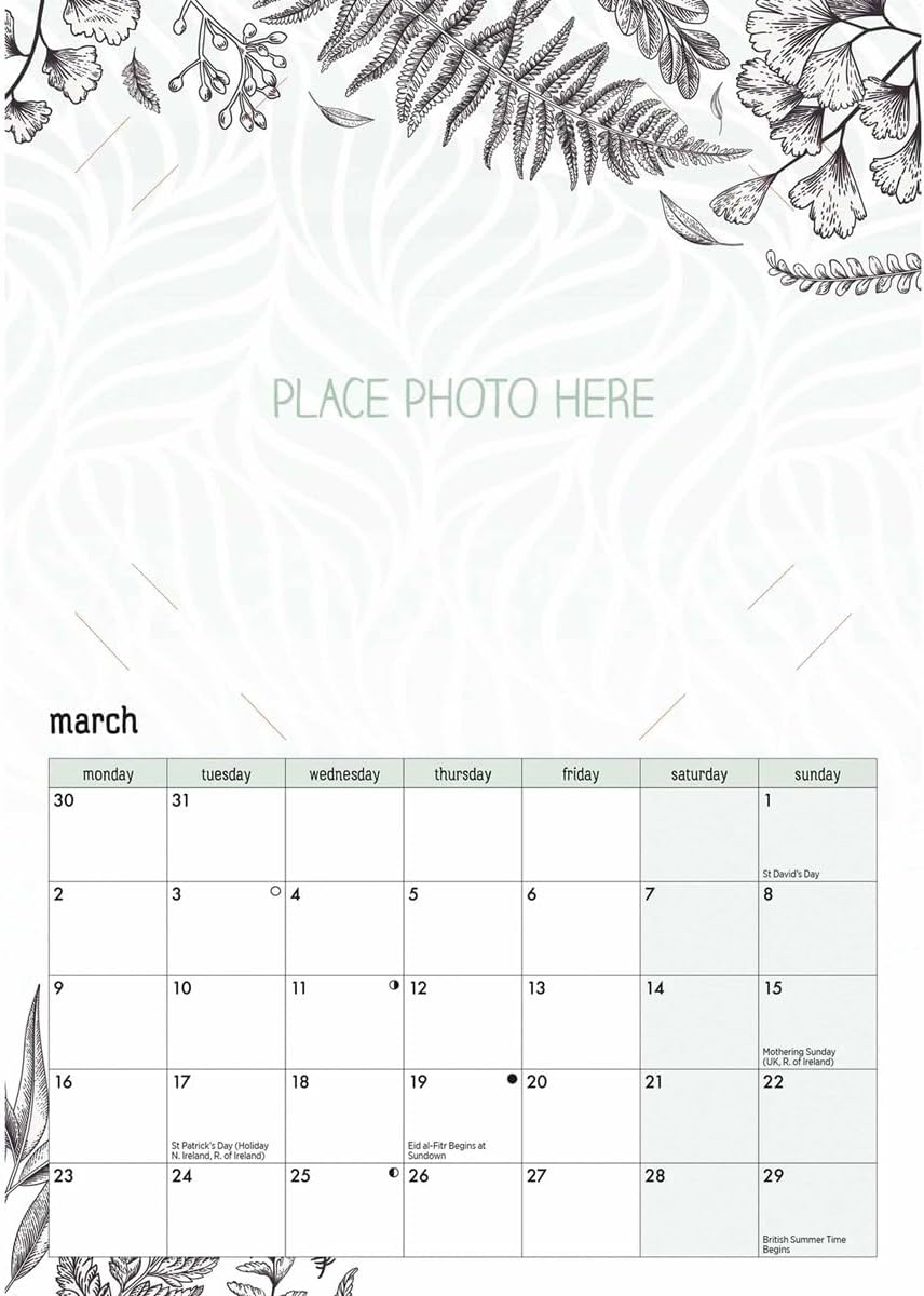 Carousel Worldwide, Your Family Photos 2026 A4 Wall Calendar