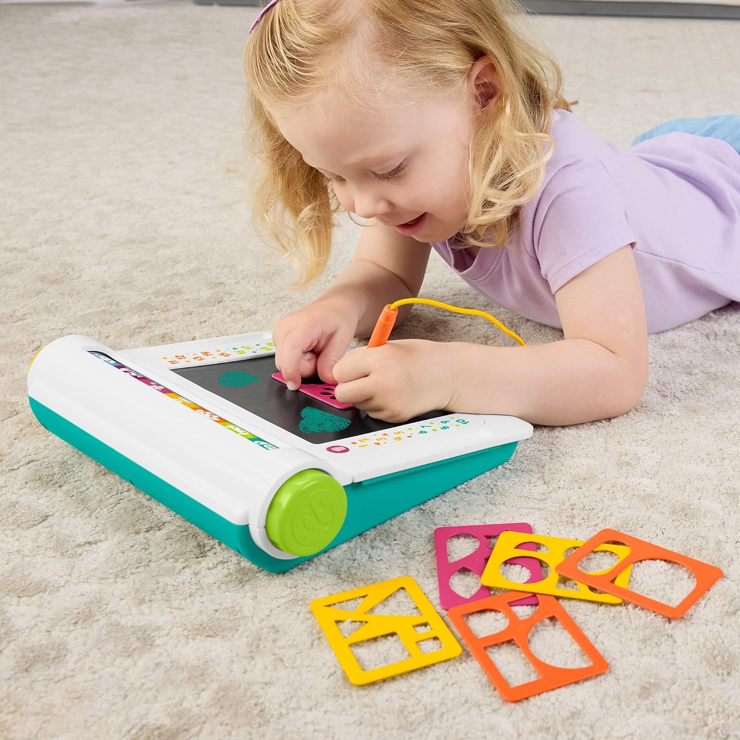 Fisher-Price Preschool Toy Learn & Doodle Desk Mess-Free Writing & Drawing Tablet with LCD Screen for Travel Creative Play Kids Ages 3+ Years, JDL70