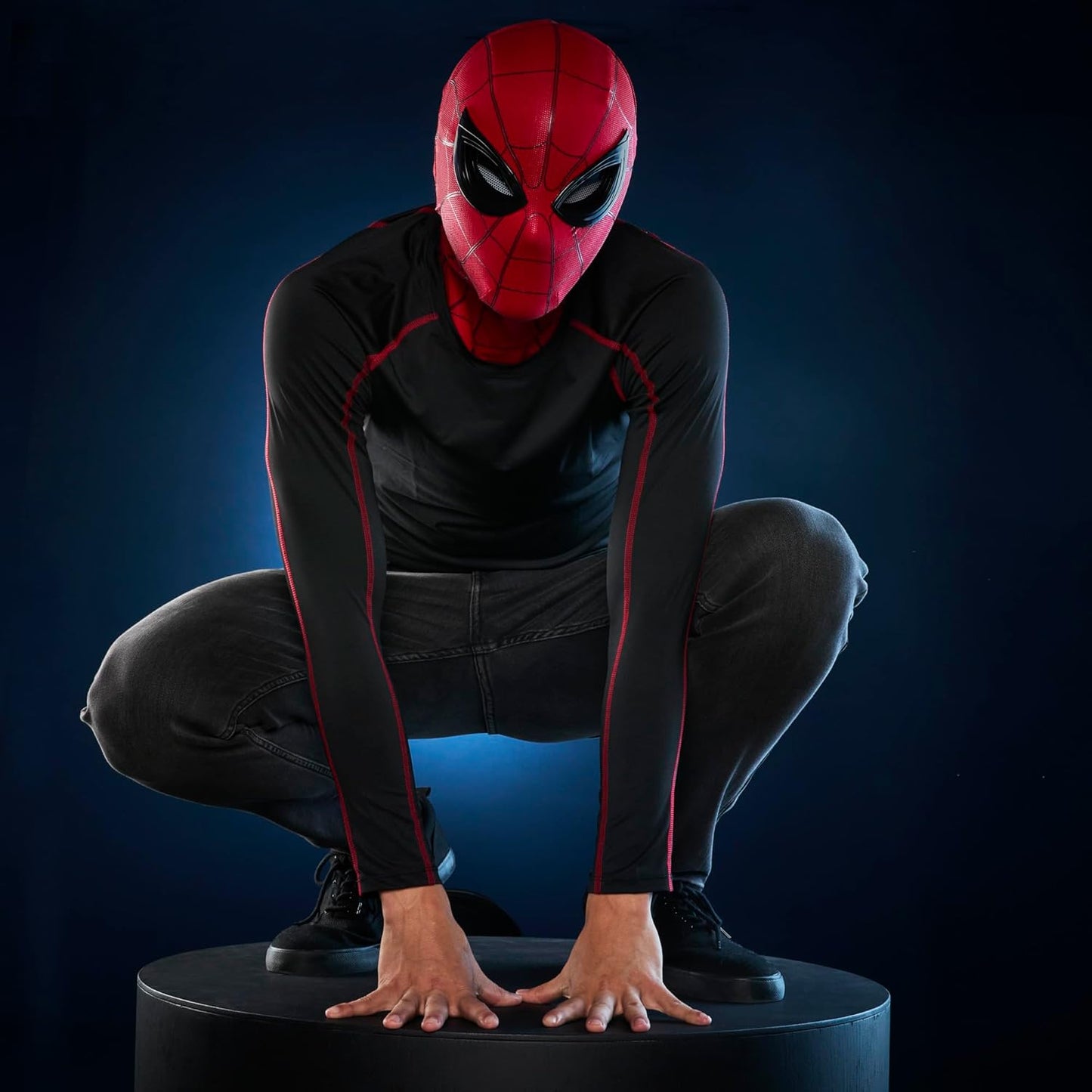 Marvel Legends Series, Masque expressif électronique de Spider-Man, Jouet de Super-héro, Costume d'halloween, Enfants dès 14 Ans, Rouge (Rosso