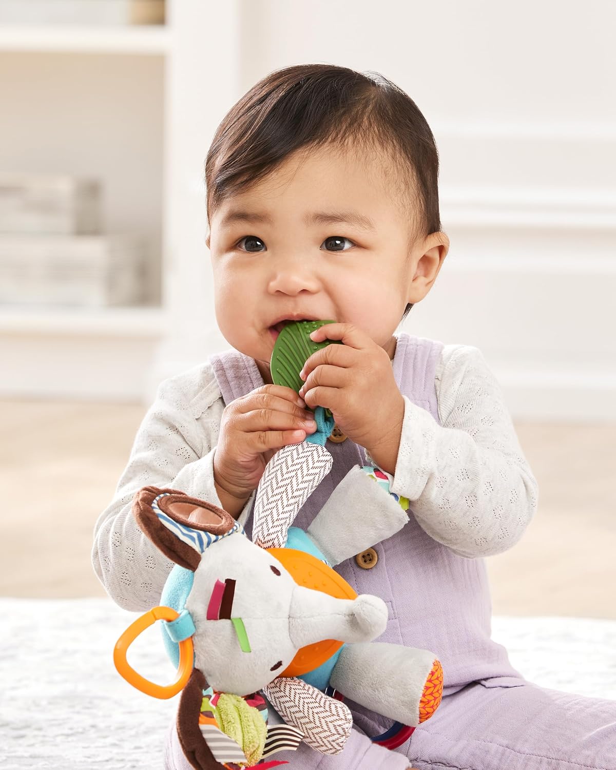 Skip Hop Bandana Buddies activiteitsspeelgoed, pluche dier voor baby's en kinderen, meerkleurig