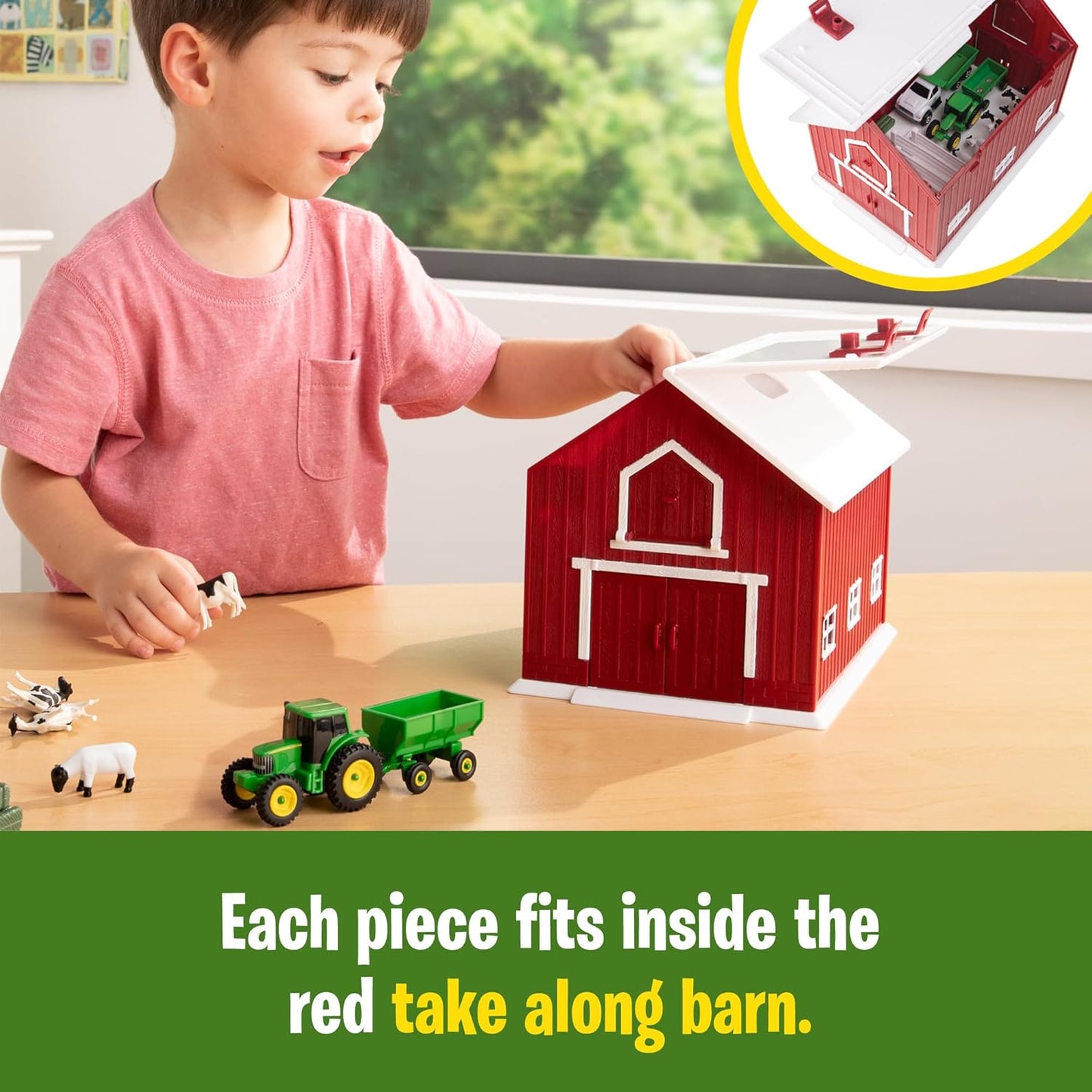 John Deere - Juguete británico de 24 Piezas con Animales de Granja, vehículos y Granero Rojo (Escala 1:64), Granero con asa integrada para Almacenamiento, Juguete Infantil de 3 años y +.