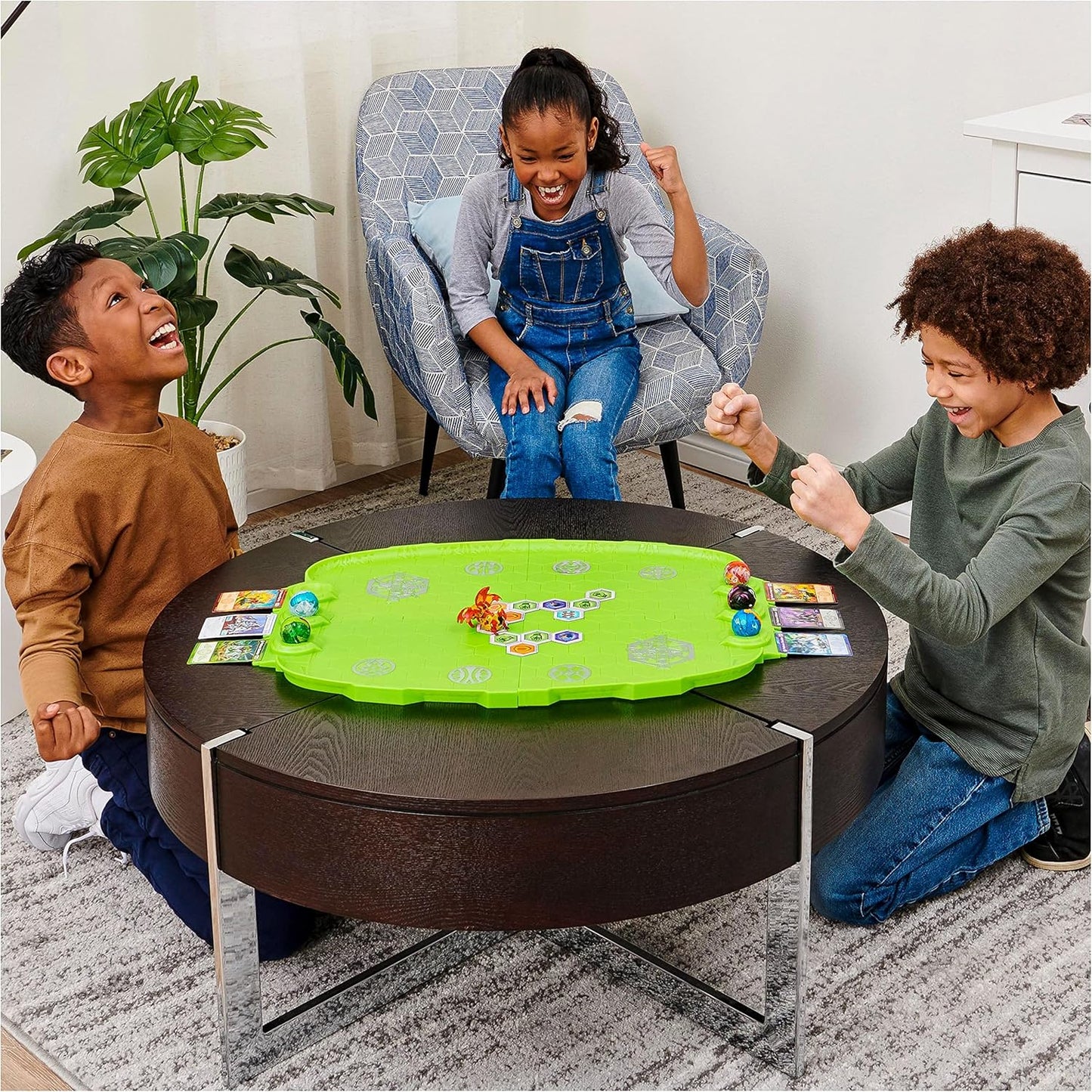Bakugan Evo Battle Arena, Includes Exclusive Leonidas Bakugan for Ages 6 and Up, AS SEEN on ROBLOX, NETFLIX and POP TV