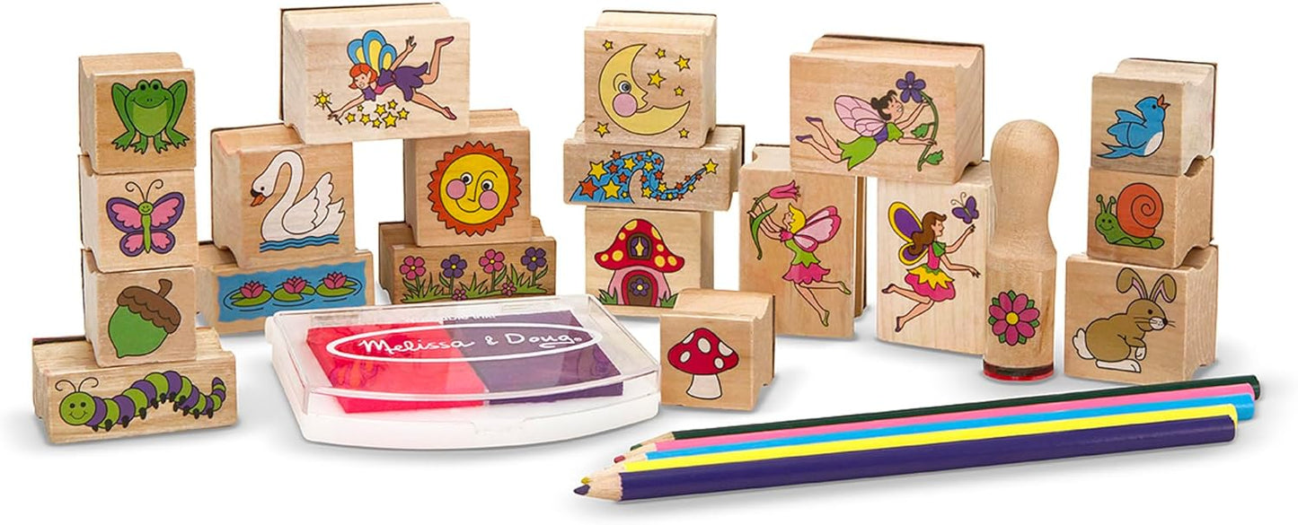 Melissa & Doug Jeu de timbres en bois Jardin Féerique, Cadeau pour filles et garçons, 20 timbres, tampon d’encre, 5 crayons, Jouet créatif, Loisirs créatifs pour filles et garçons de 3 4 5 6 7 ans