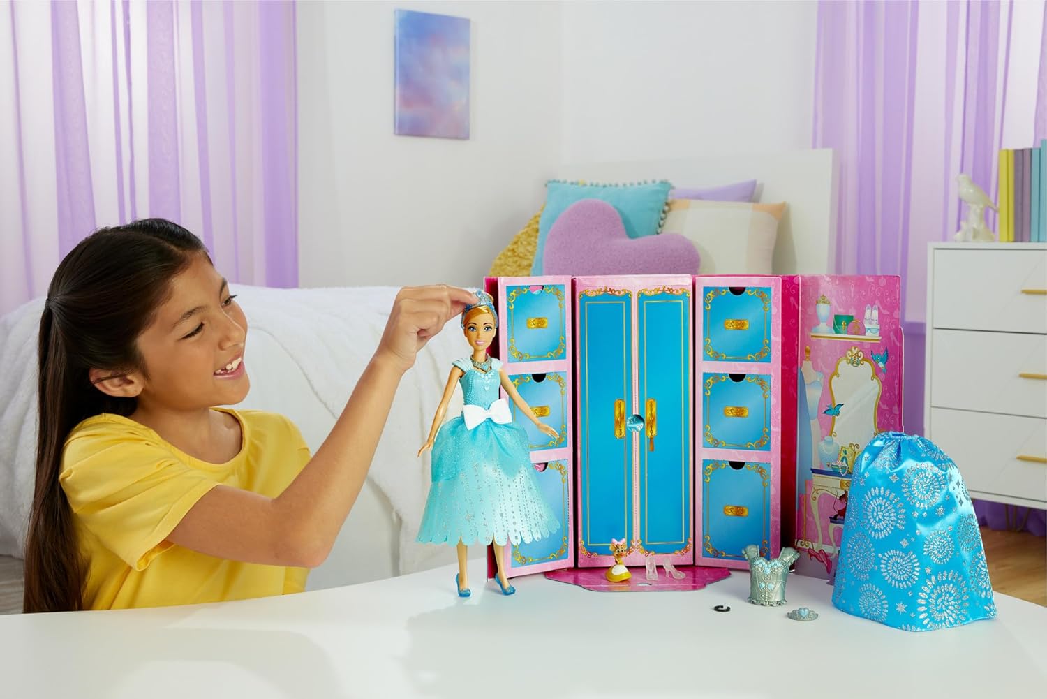 Disney Princess Royal Fashion Reveal Cinderella Doll