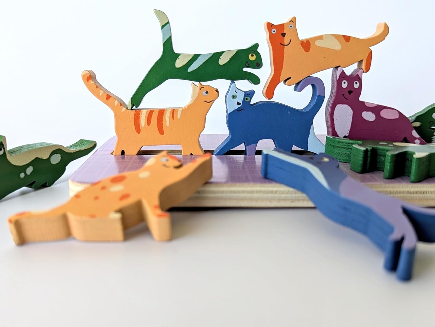 Stack O’ Cats – Family-Friendly Cat Tower Game | Adorable Wooden Dexterity Challenge & Party Fun for Kids and Adults | Up to 6 Players | Ages 5-95 | Balancing Board Game for Game Night