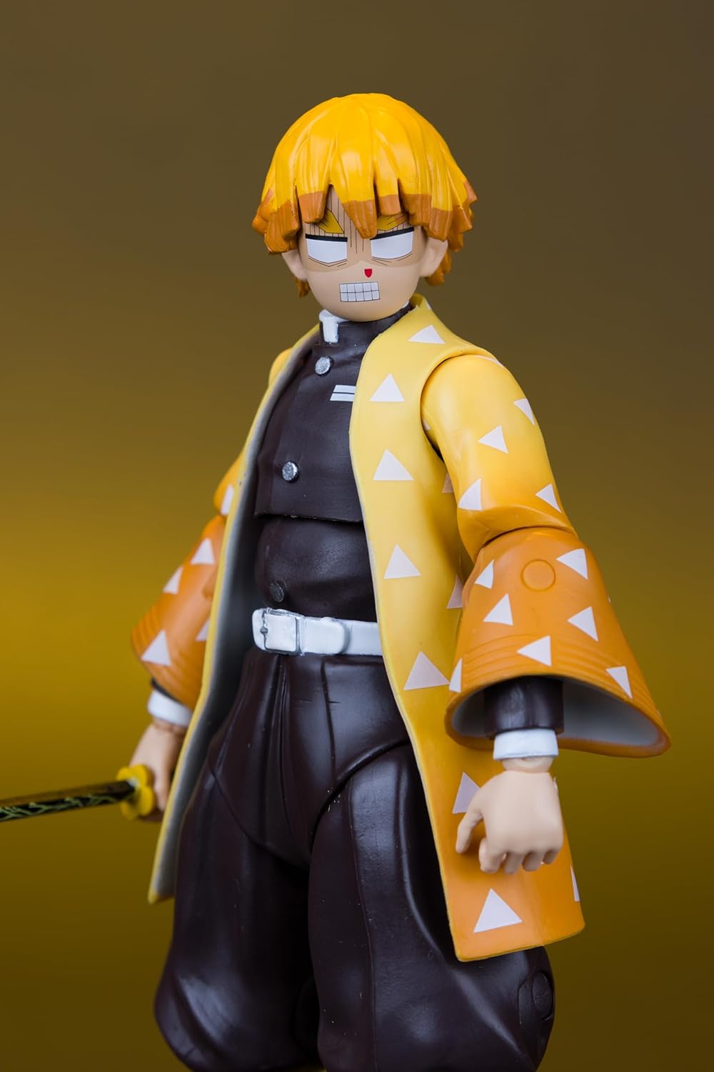 Demon Slayer: Kimetsu no Yaiba Action Figure Zenitsu Agatsuma Plantinum Edition 15 cm