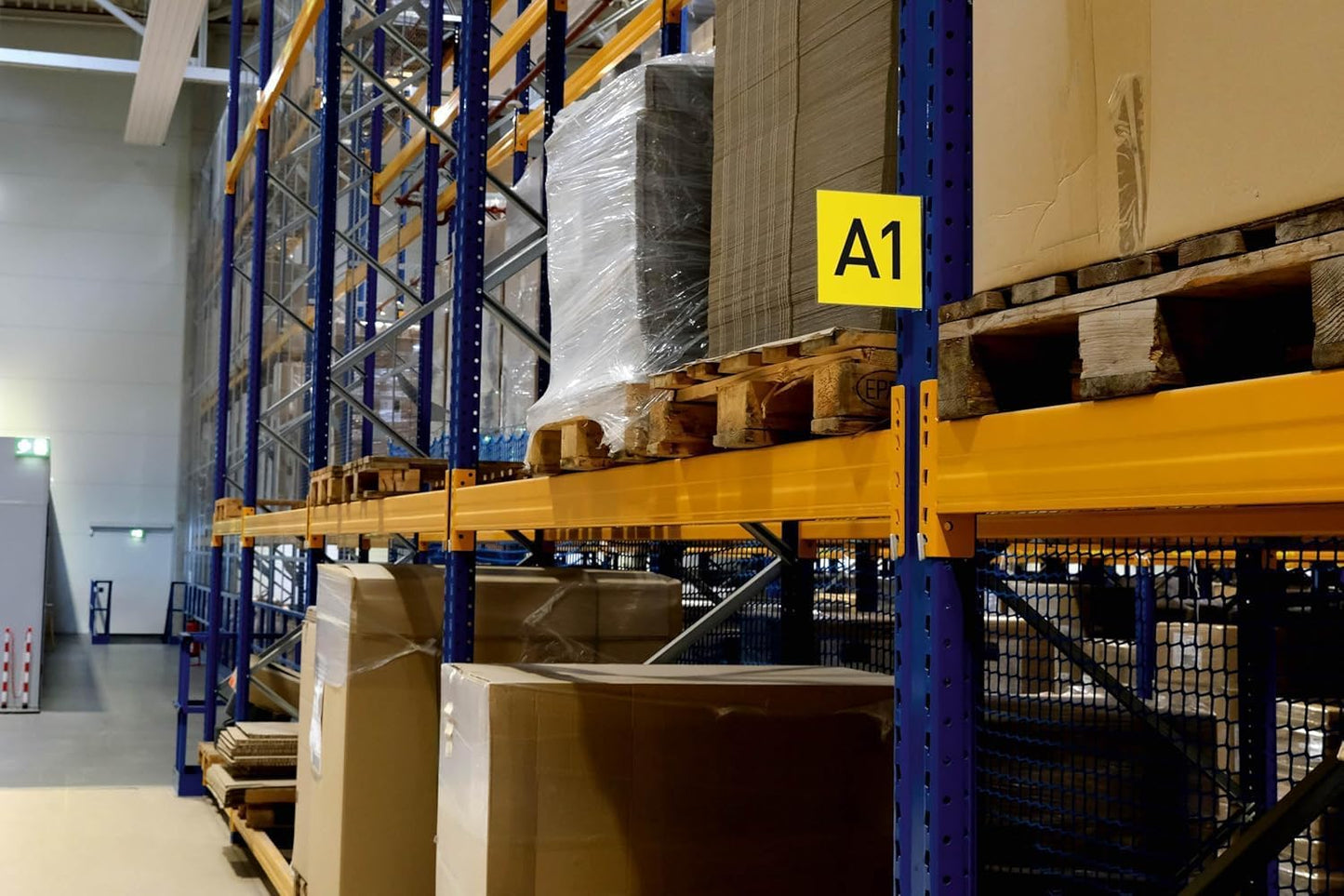 Durable Magnetic Aisle Sign 149 x 149mm - Made from Strong PET Hard Plastic -Optimal for Clear Warehouse Signage - Pack of 10 Transparent Aisle Signs