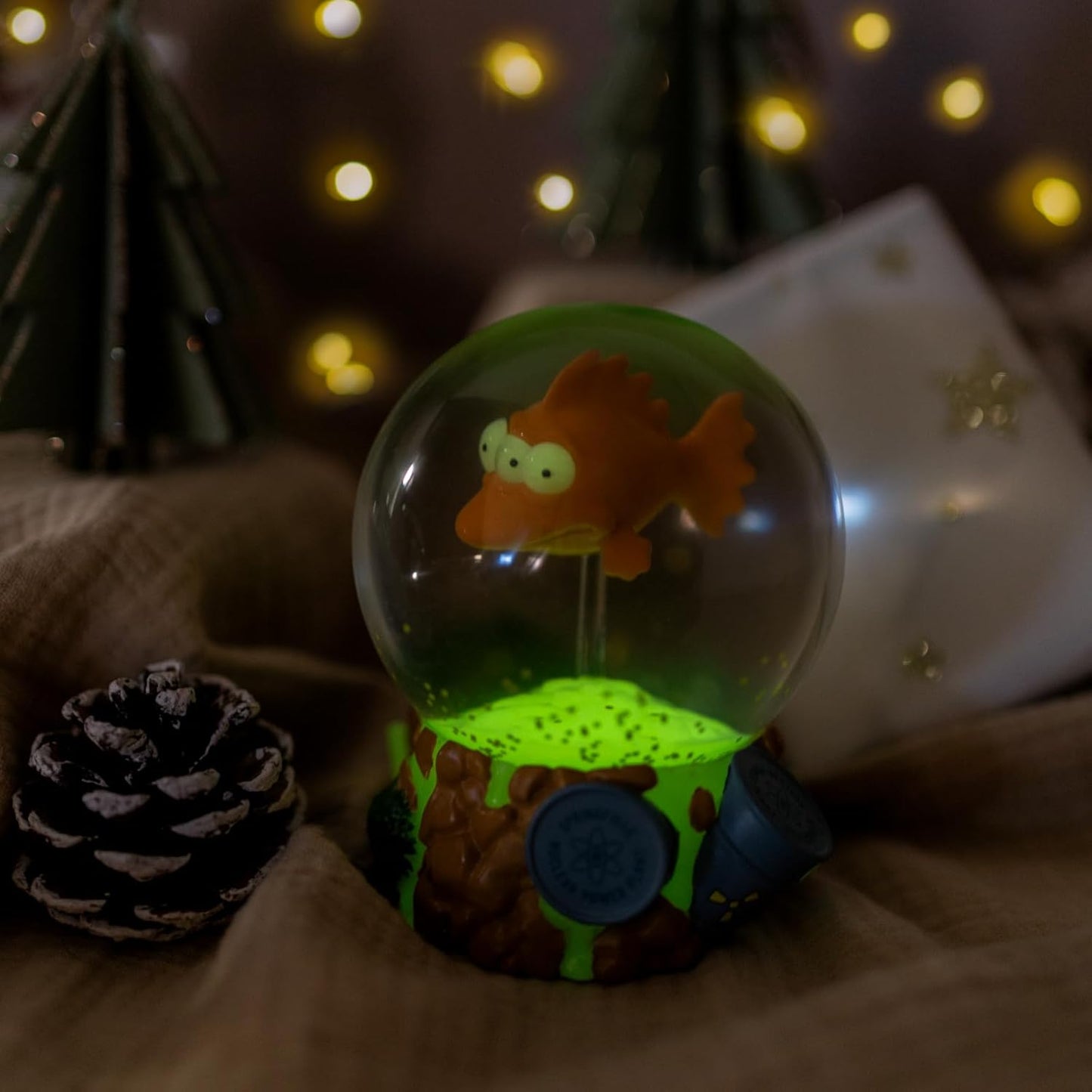 Grupo Erik Snow Globe - The Simpsons Merch | Snow Globes For Adults & For Children | Funny Gifts For Christmas, Blinky The Simpsons Gifts Under 25 Pounds