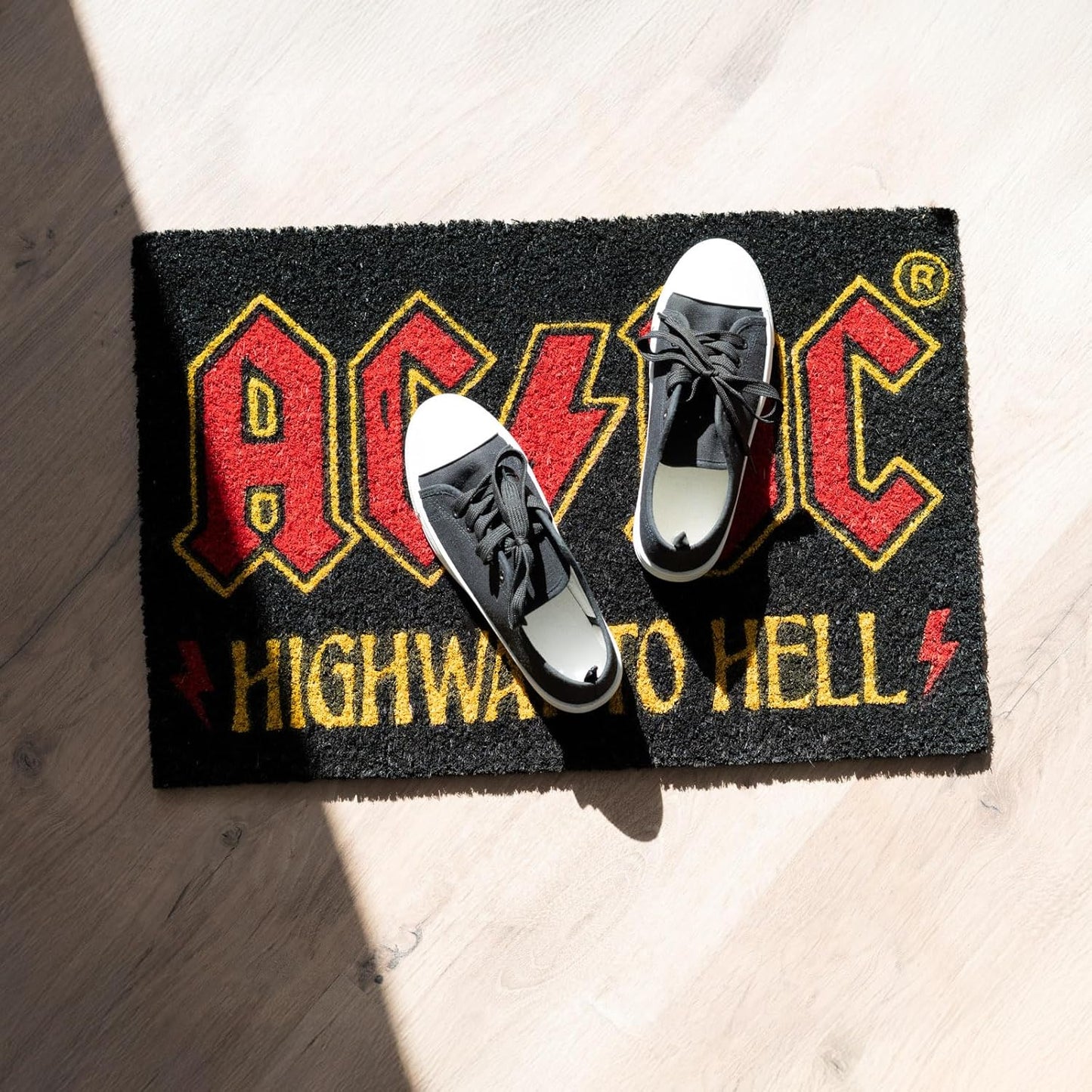 Ac/Dc: Erik (Zerbino)