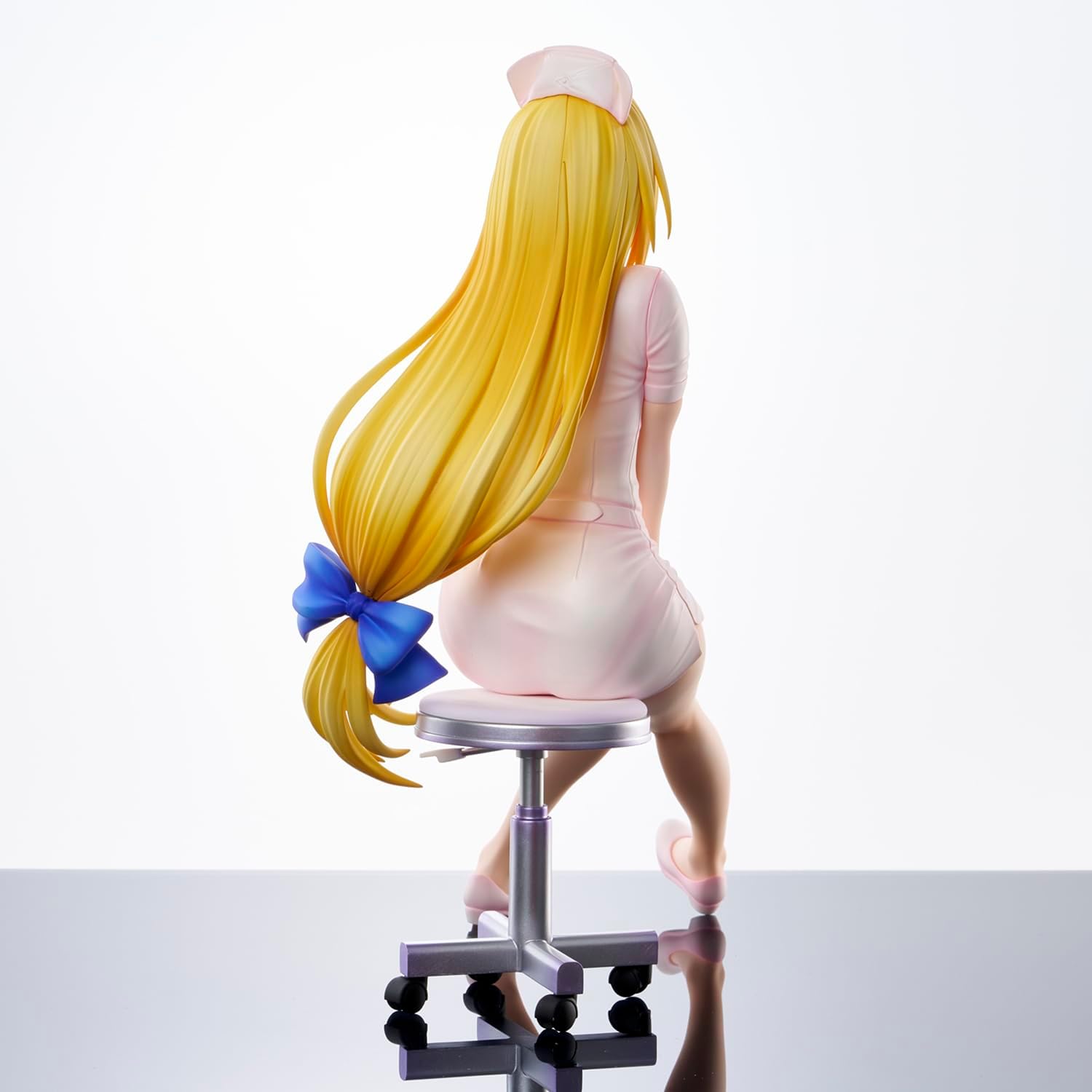 ToLove-Ru Darkness Nurse Series Tiayu Lunatic, Pre-Painted PVC and ABS