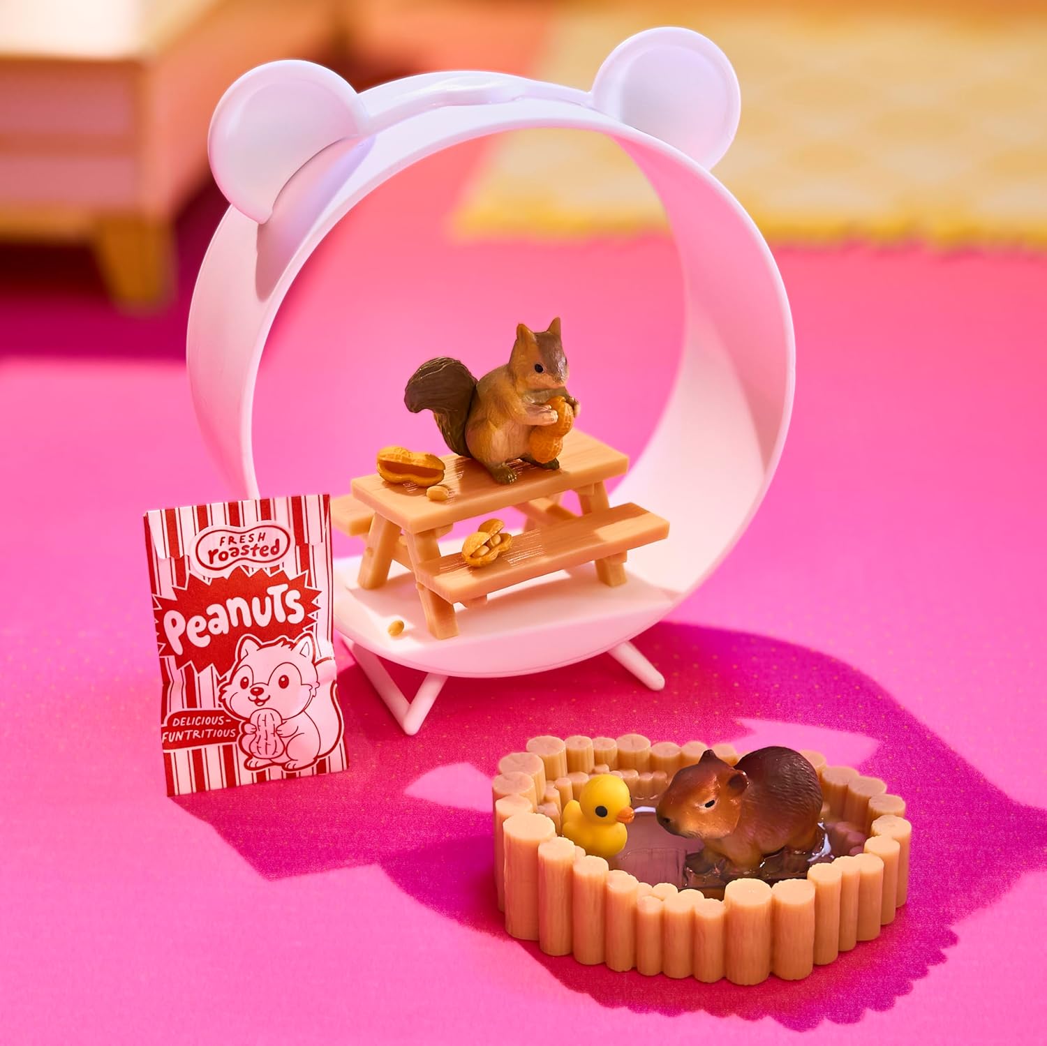 MGA's Miniverse Make It Mini Animals Series 2 - Includes 1 Animal Figure with Accessories, Mini Collectibles, 8 to Collect, For Collectors and Children Ages 8+
