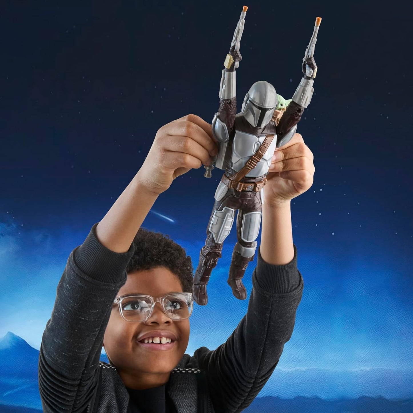 Star Wars The Mandalorian & Grogu Bounty Blaster, 28-cm Action Figure with Sound Effects & Phrases, Interactive Toys for Boys & Girls Ages 4+ - English version