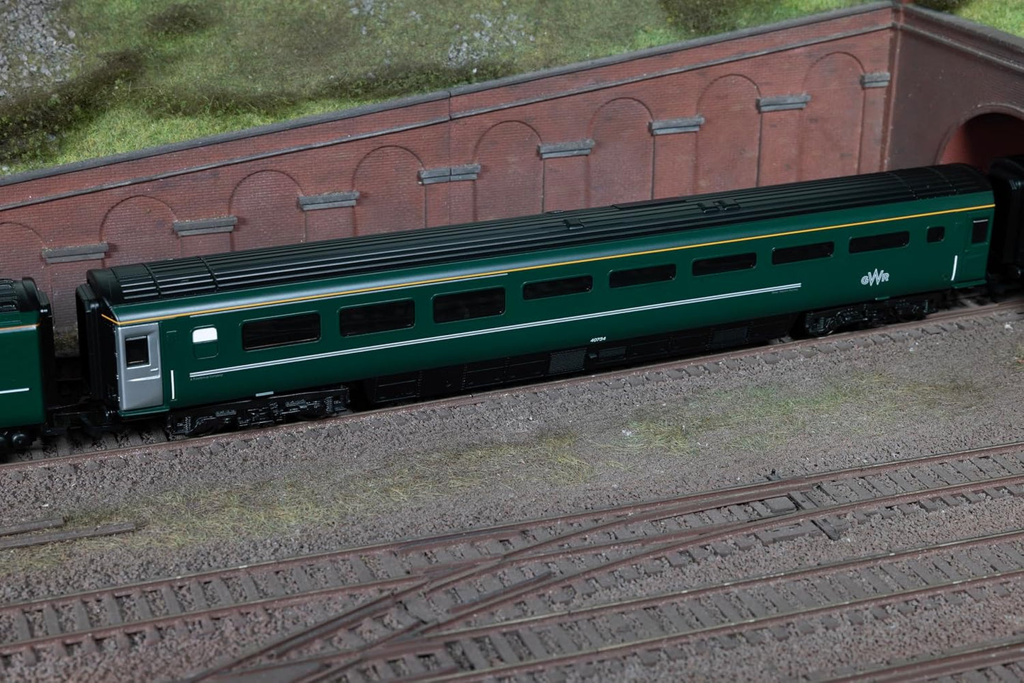 Hornby R40553 RailRoad: GWR - Mk3 - Buffet Car - 40734 Era 11 - Present Day (2014 - Present) Rolling Stock Model Railway Coach