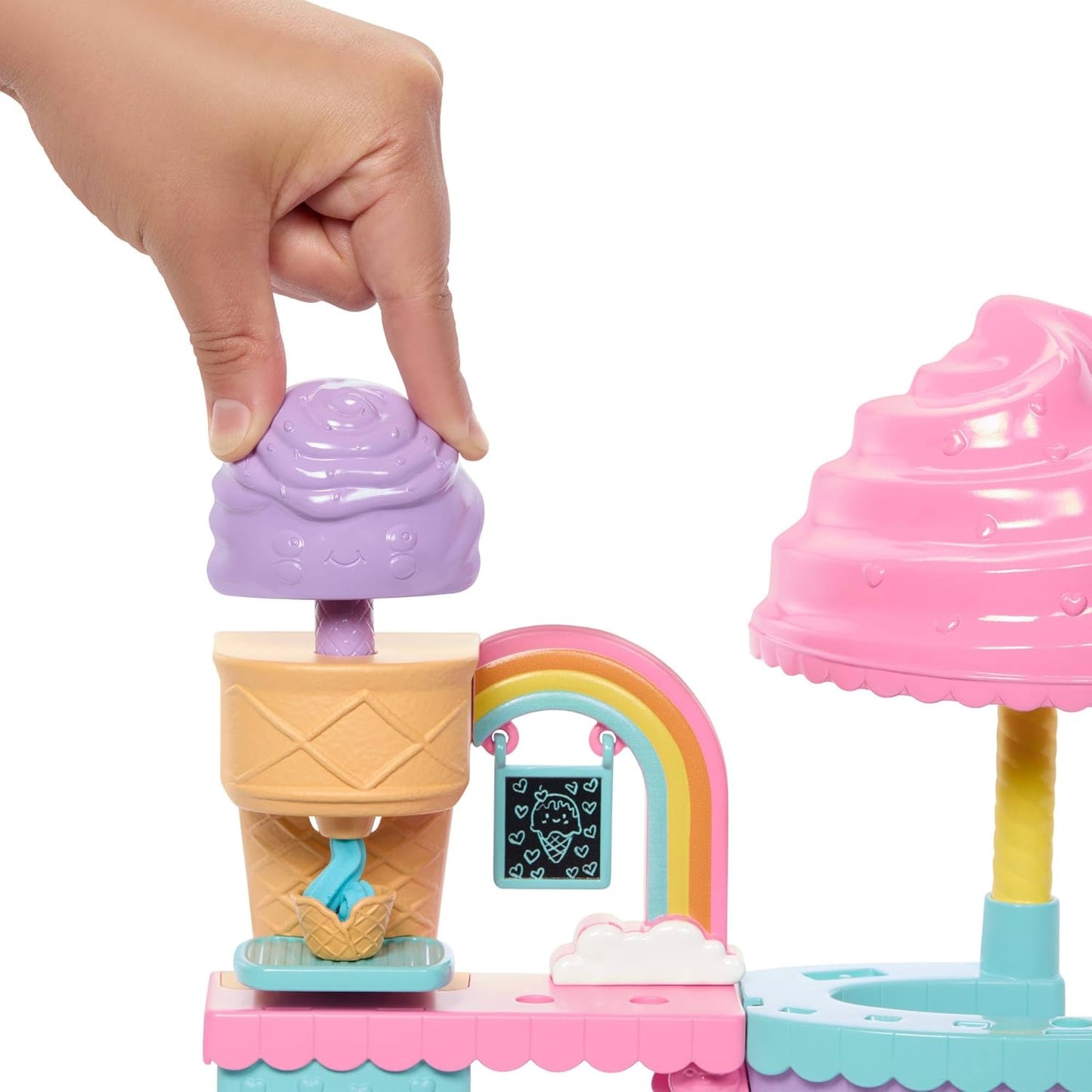 Barbie Club Chelsea Ice Cream Shop Playset with Chelsea Doll, 2 Dough Colors, and Accessories, JMJ42