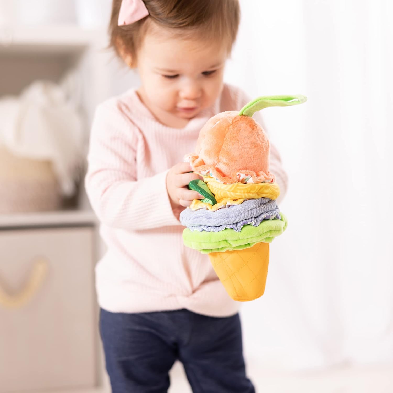 Melissa & Doug Ice Cream Take-Along Clip-On infant toy with sound and vibration - Early development & activity toys - Soft play food baby toys 0 months plus - Baby girl & baby boy toys