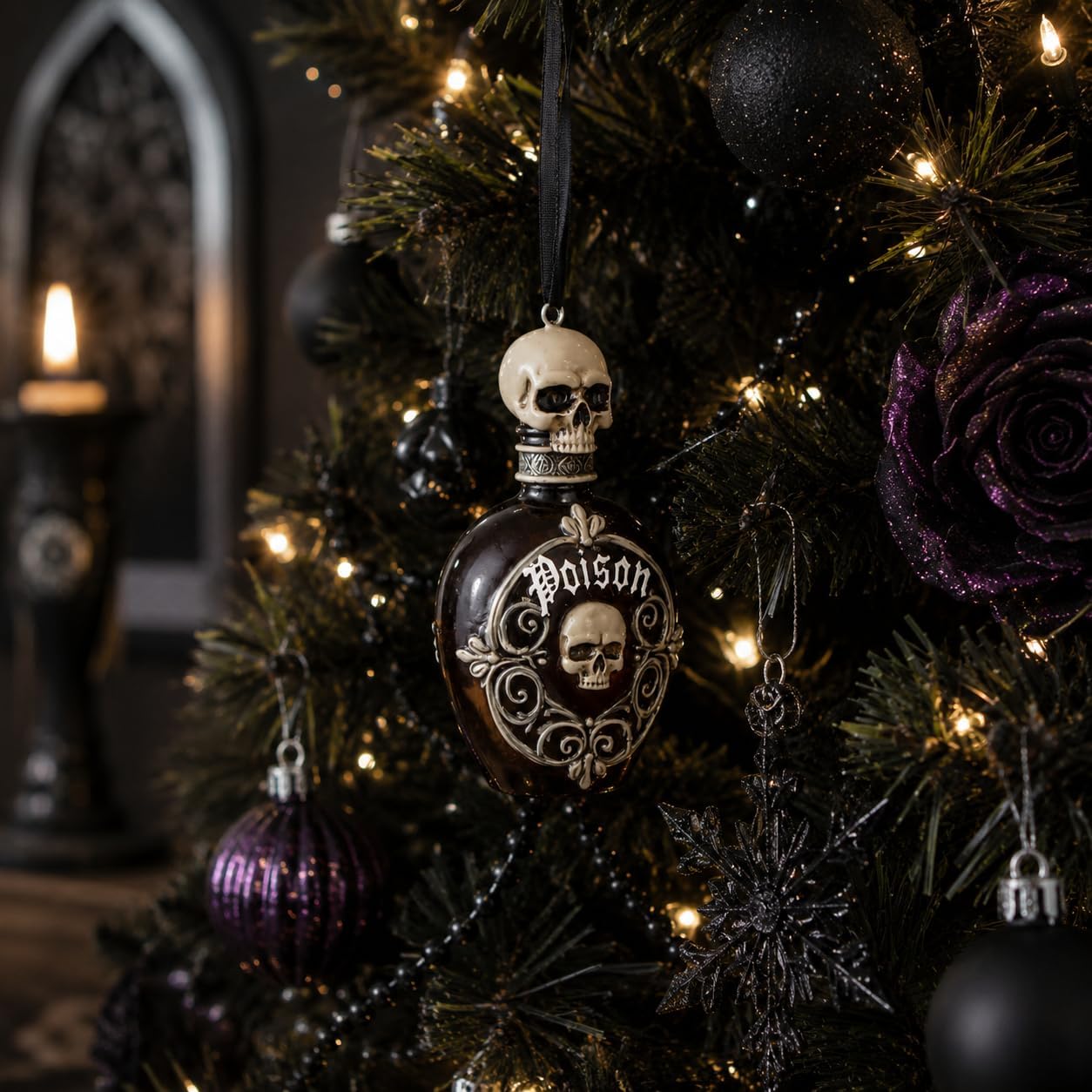 House of Obscura Gothic Hanging Ornament – Resin Dark Fantasy Decoration Collection (Poison Bottle