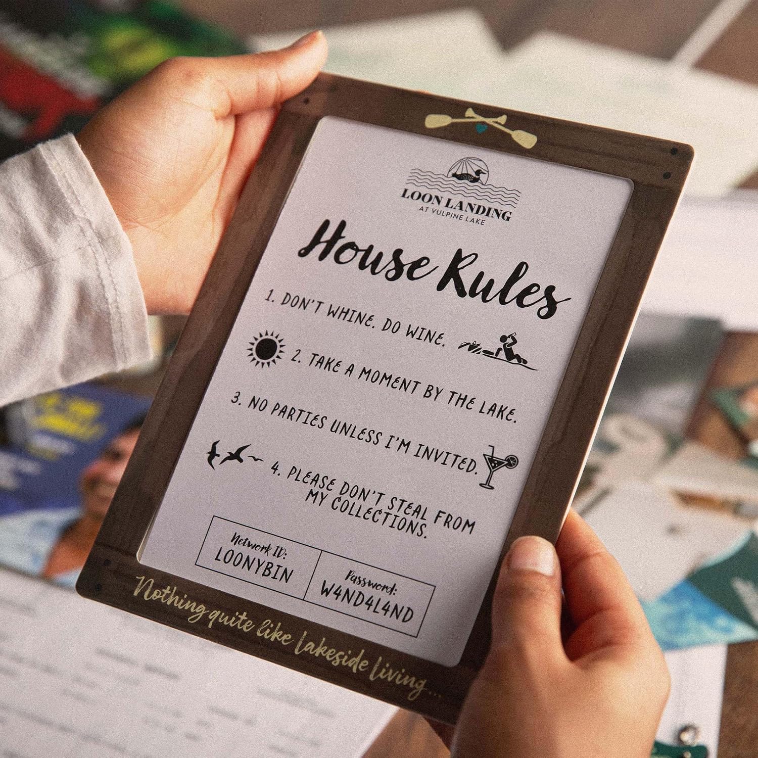 Hunt A Killer: Lakeside Slaughter, Immersive Murder Mystery Game, Interaktives Kriminallösungserlebnis, 90-120 Minuten Spielzeit, ab 14 Jahren