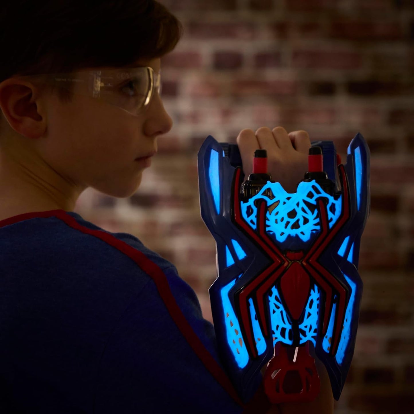 Marvel Studios Spider-Man: Brand New Day Nerf Web Strike Blaster Rollenspielzeug, Superhelden-Spielzeuge & Kostüme für Kinder, ab 5 Jahren