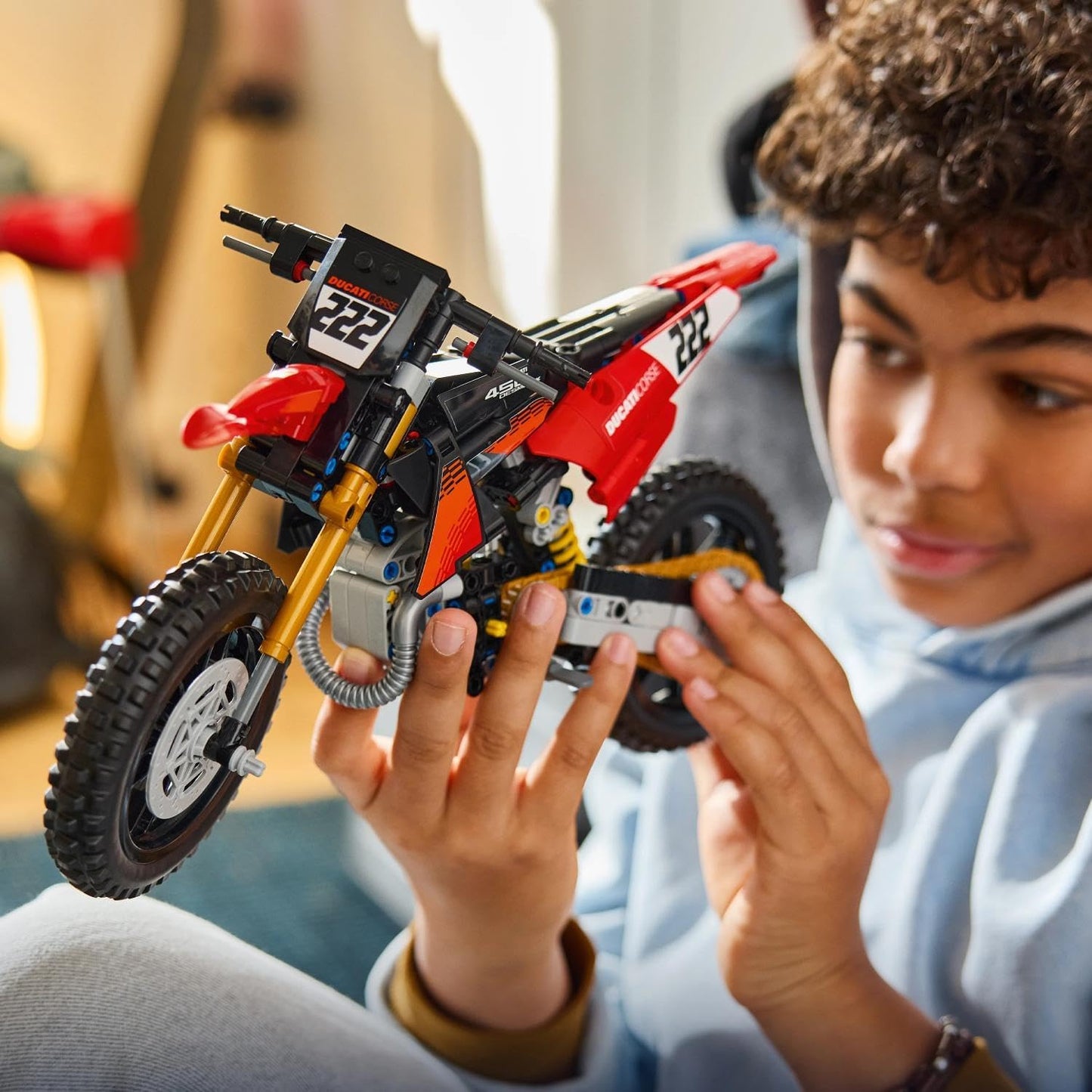 LEGO Technic Ducati Desmo450 MX Factory Motor Speelgoed voor Kinderen vanaf 10 Jaar - Voertuig Bouwpakket met Speelgoedmotor met Besturing en Ophanging - Cadeau voor Jongens en Meisjes - 42238