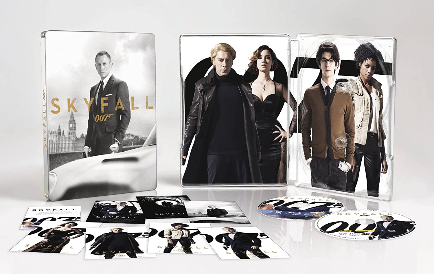 Skyfall - Limited Edition Steelbook collector combo (Blu-ray + DVD + 8 postcards) IMPORT