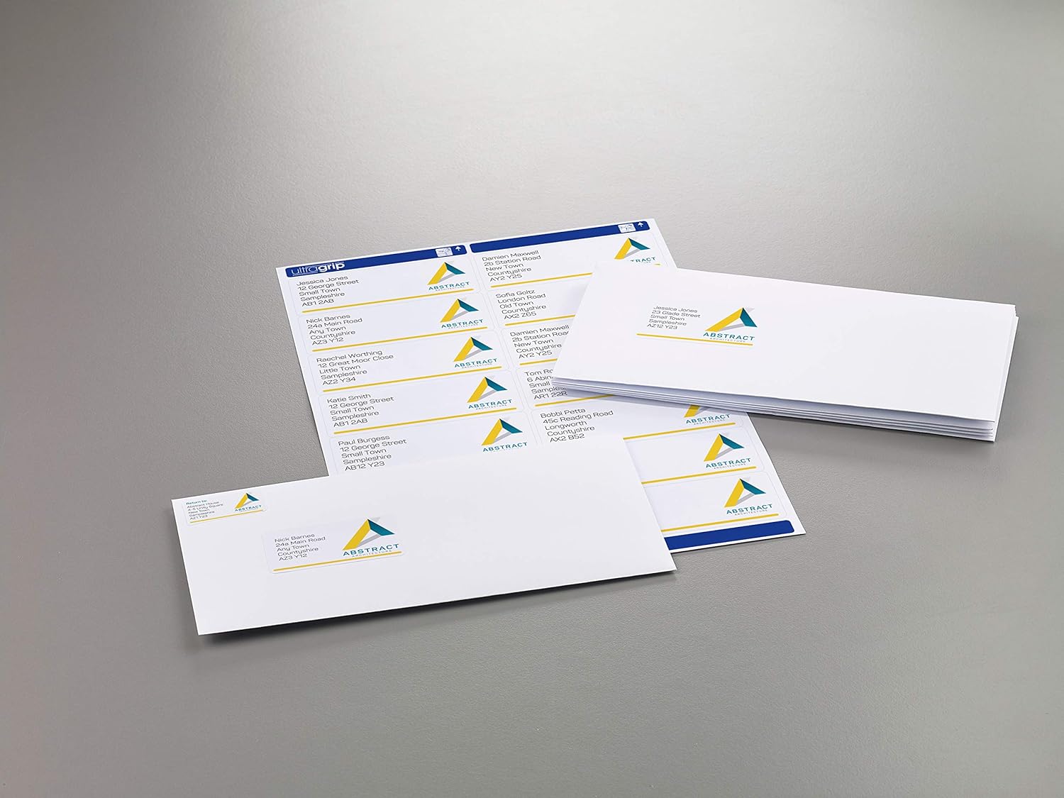 Avery Self Adhesive Address Mailing Labels, Laser Printers, 14 Labels Per A4 Sheet, 560 labels, UltraGrip (L7163), White, 40 Sheets