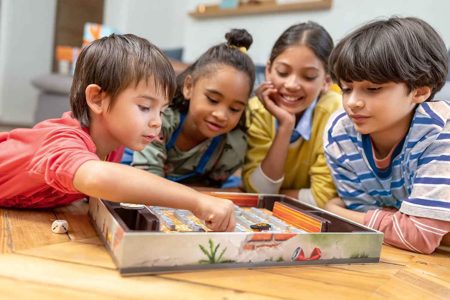 Ravensburger Bugs in the Kitchen Board Game for Kids Age 6 Years and Up - 2 to 4 Players - Catch the Hexbug Nano Bugs in the Kitchen Game