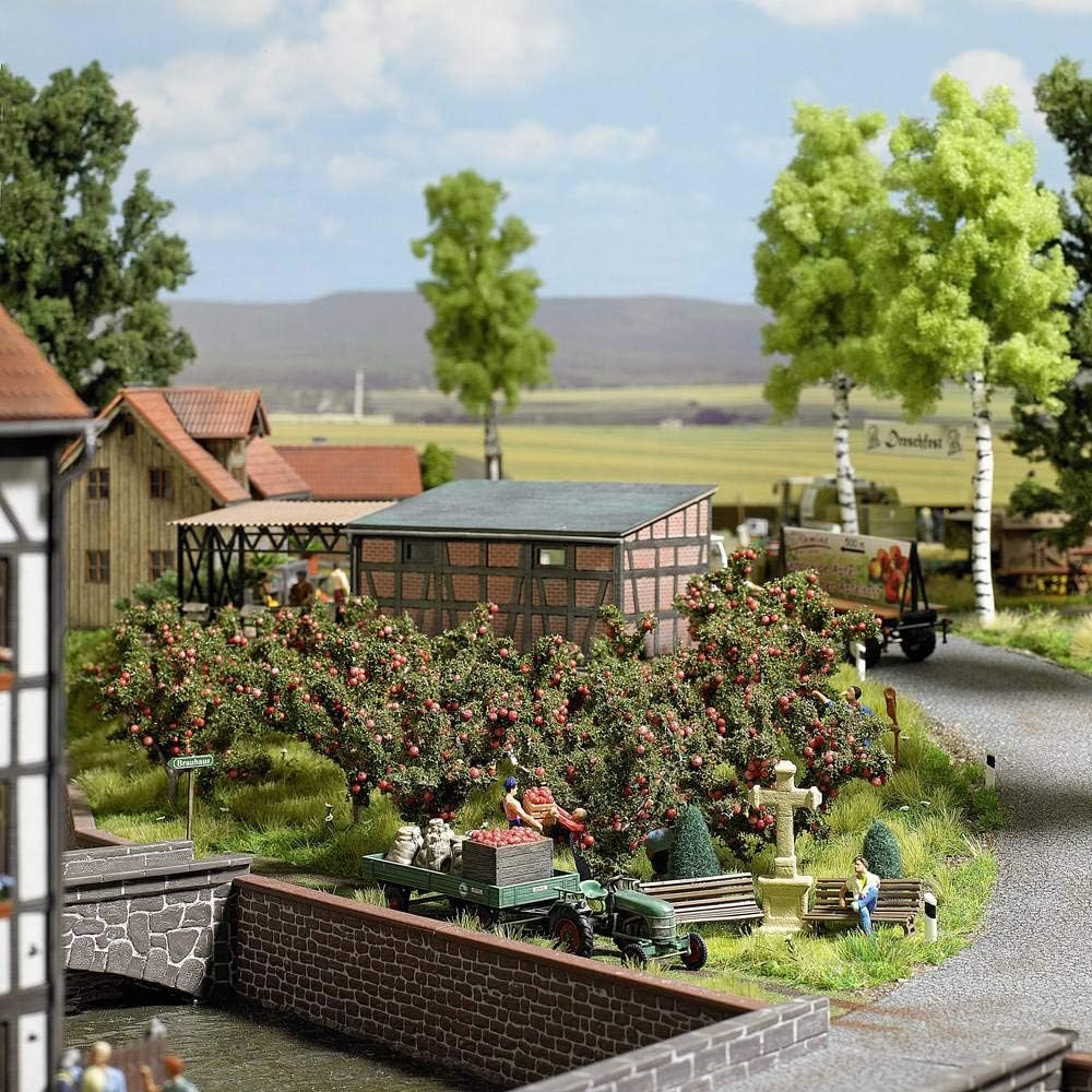 Busch 6620 Apple Orchard & Harvest HO Scenery Scale Model