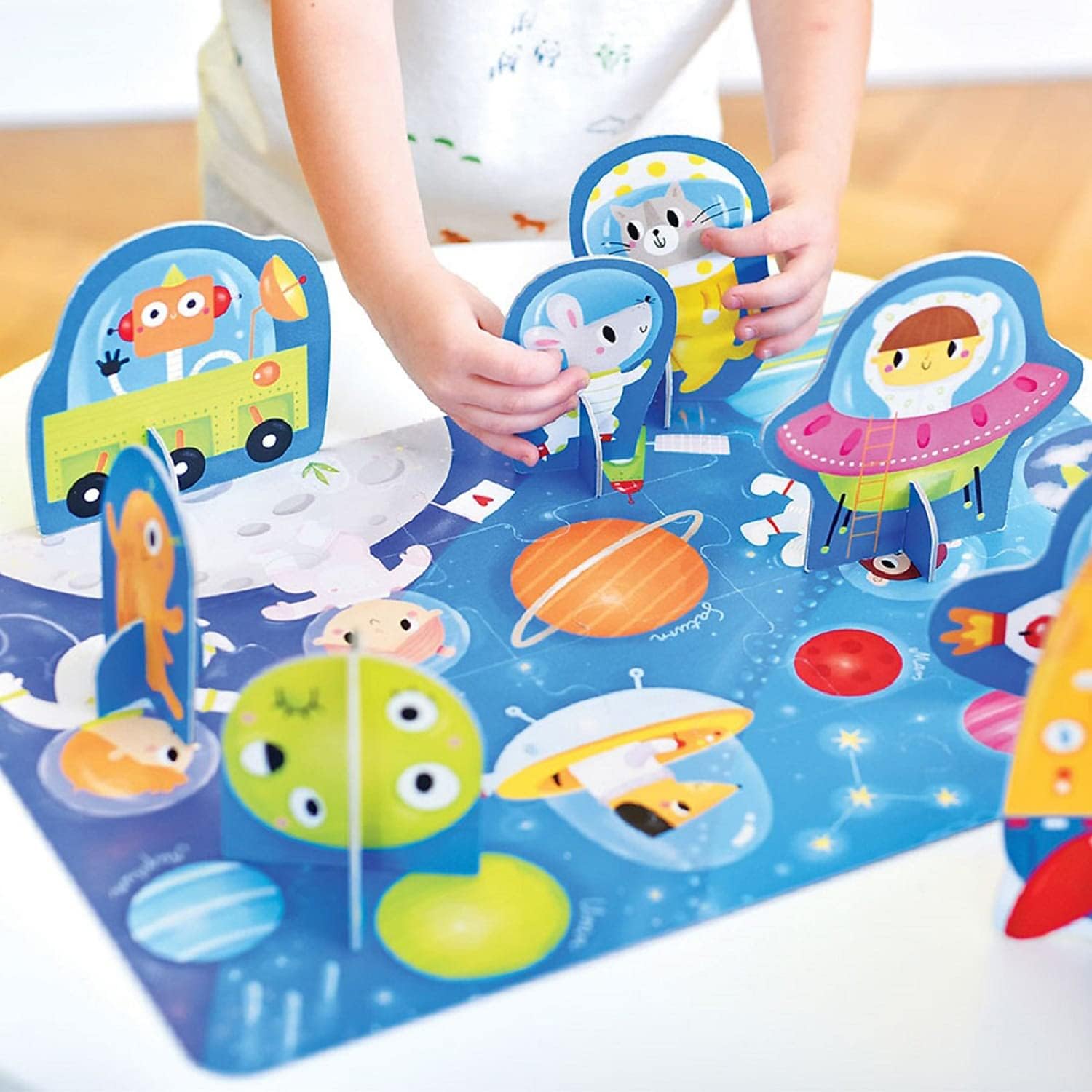 Figure It Out Puzzle Space 2+: Age 2+ with 8 Jumbo Figures