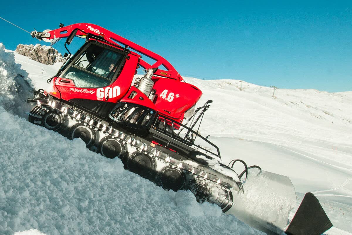 Jagerndorfer PISTENBULLY LEVEL RED 360° DRAAIBAAR 1:43