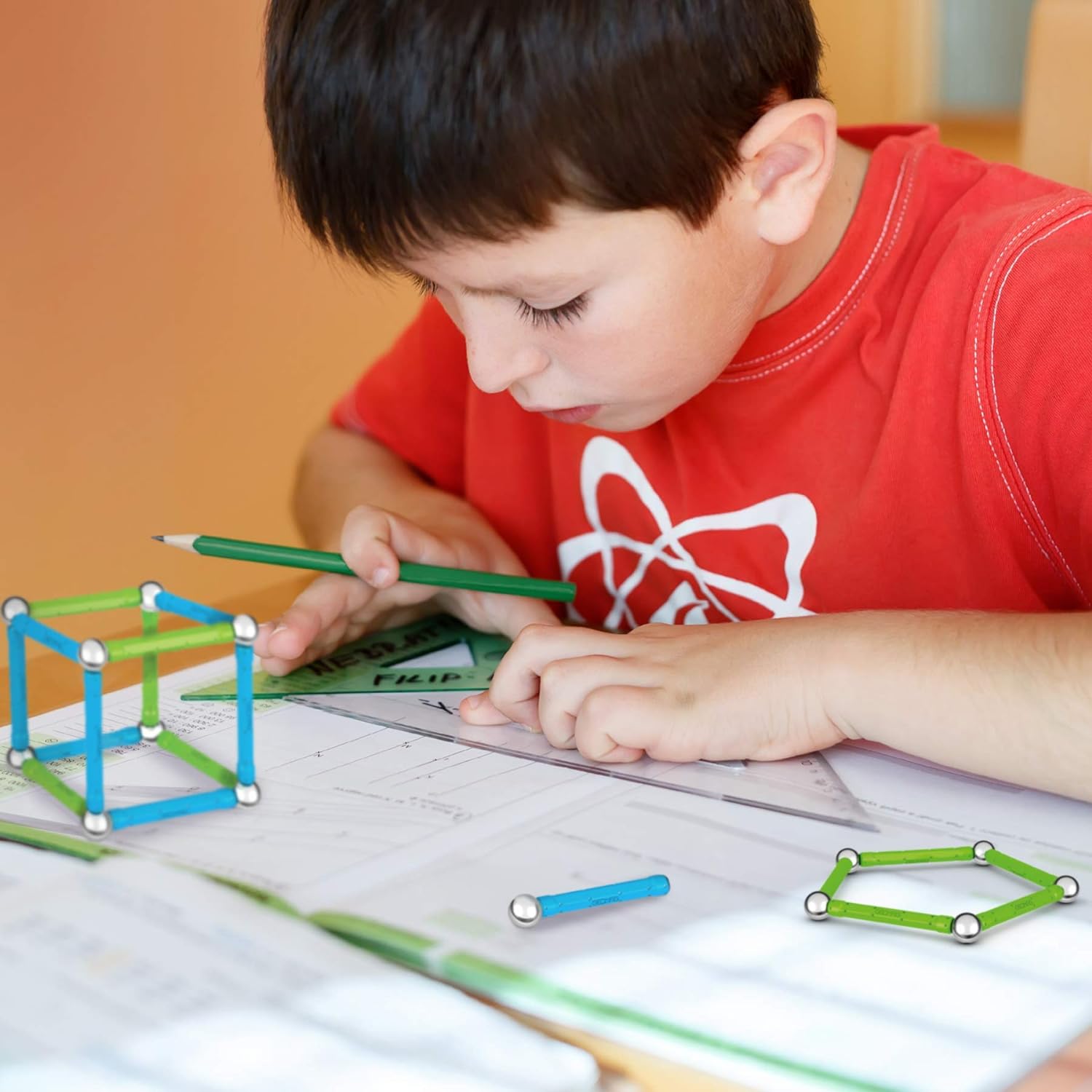 GEOMAG Magnetic Toys | Magnets for Kids | STEM-Endorsed Educational Building Set Made from 100 Percent Recycled Plastic | Storage Box | Age 5+ PANELS 52-Piece