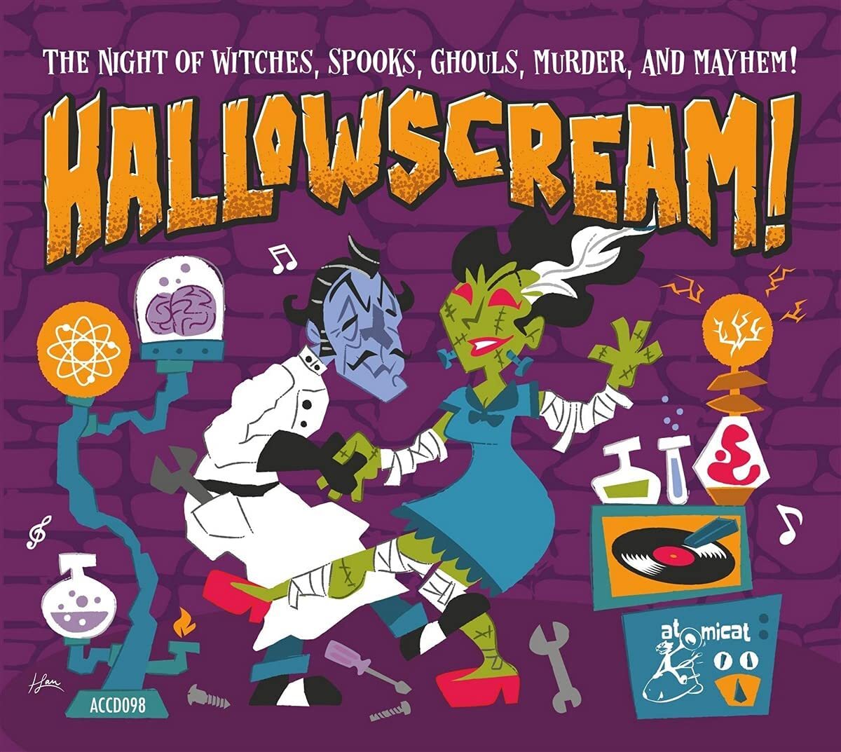 Hallowscream!: The Night of Witches, Spooks, Ghouls, Murder,... - Volume 1