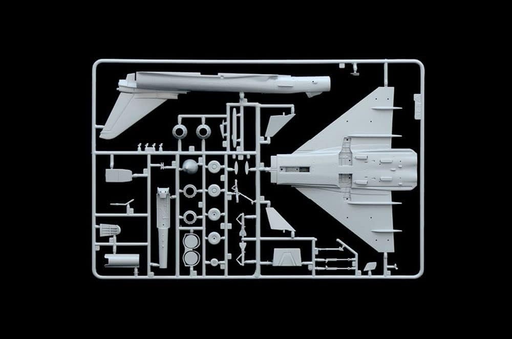Italeri 1457 British Eurofighter Typhoon EF-2000 1:72 Model Kit