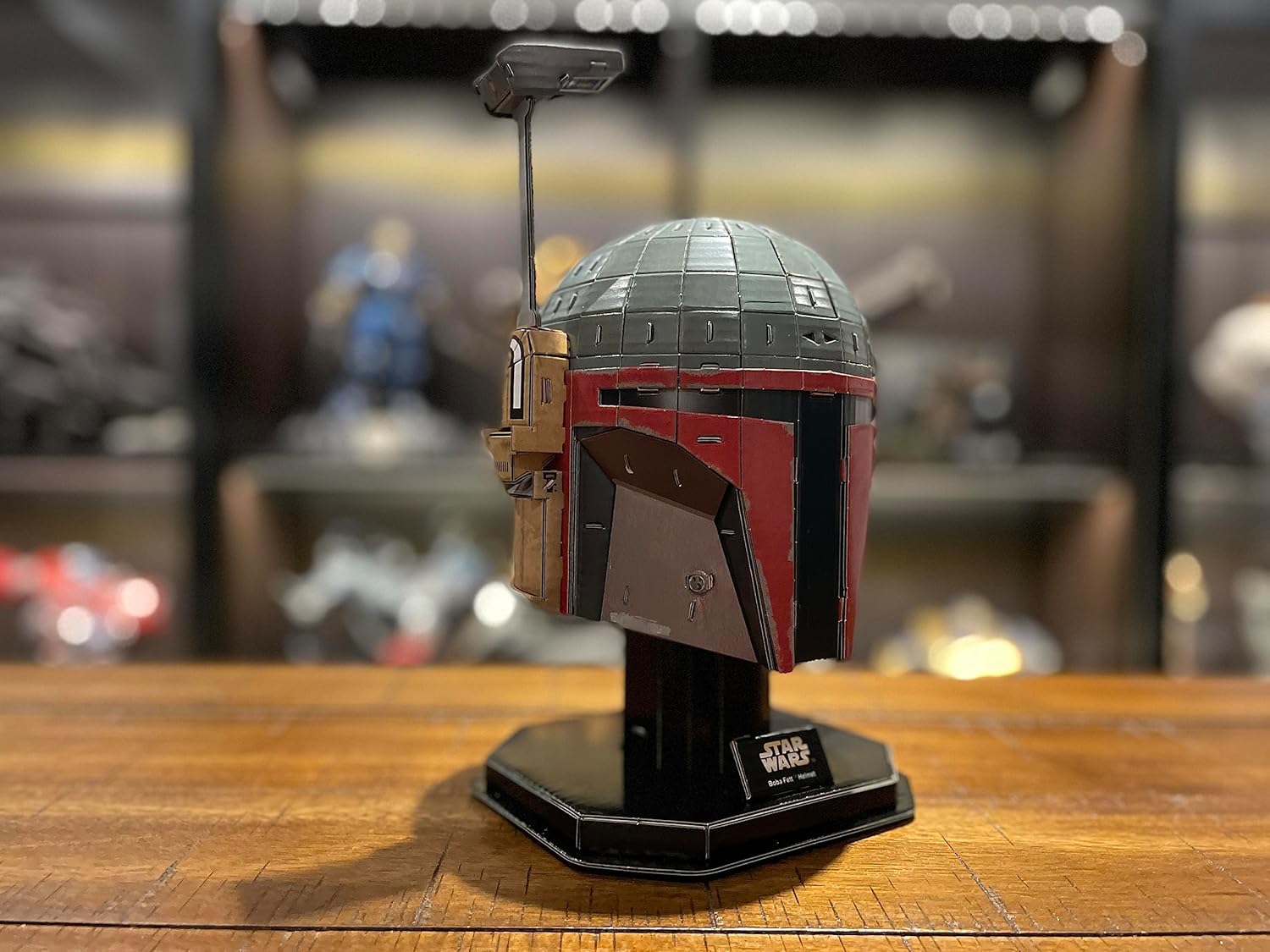 University Games Star Wars: The Mandalorian Boba Fett's Helmet Model Kit, Burgundy and Green, (U08523