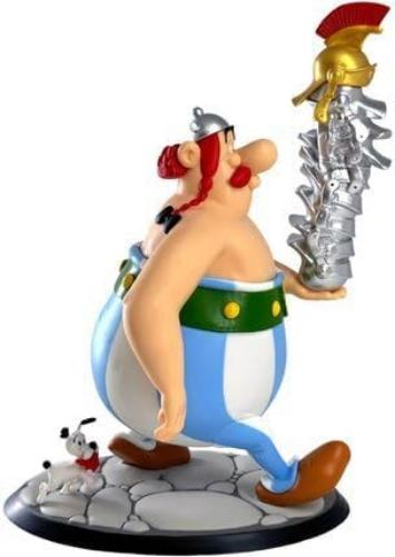 Plastoy SAS PLA40099 Obelix with a Stack of Helmets and Idefix