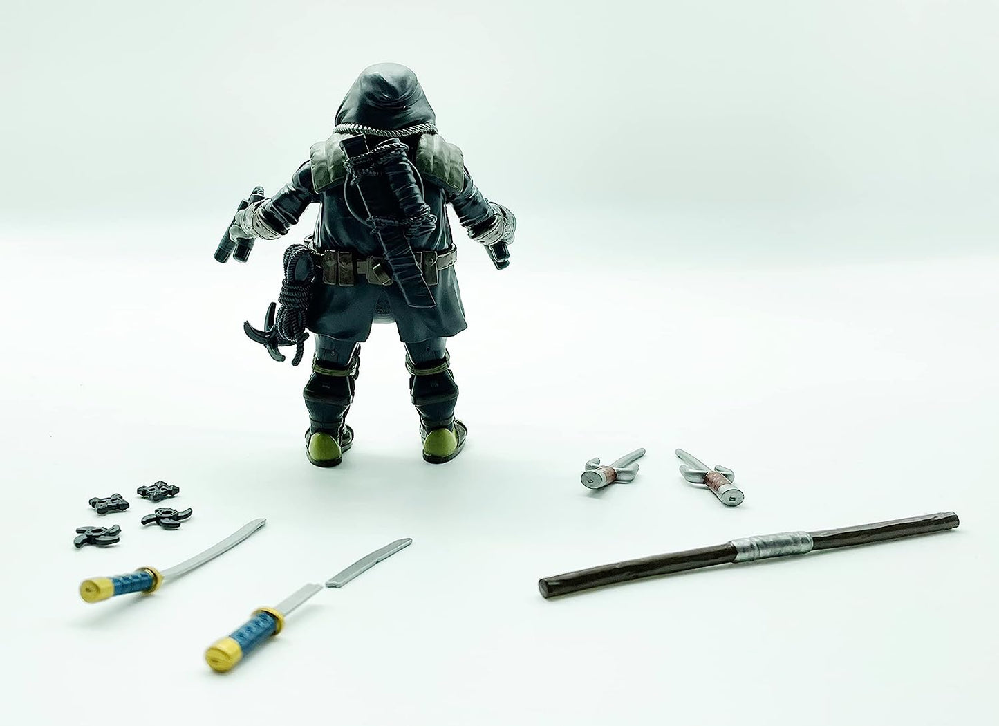 Bandai Teenage Mutant Ninja Turtles The Last Ronin Michelangelo Action Figure Coloured | 4.5'' TMNT The Last Ronin Articulated Action Figure With Accessories | Teenage Mutant Ninja Turtles Toys Black