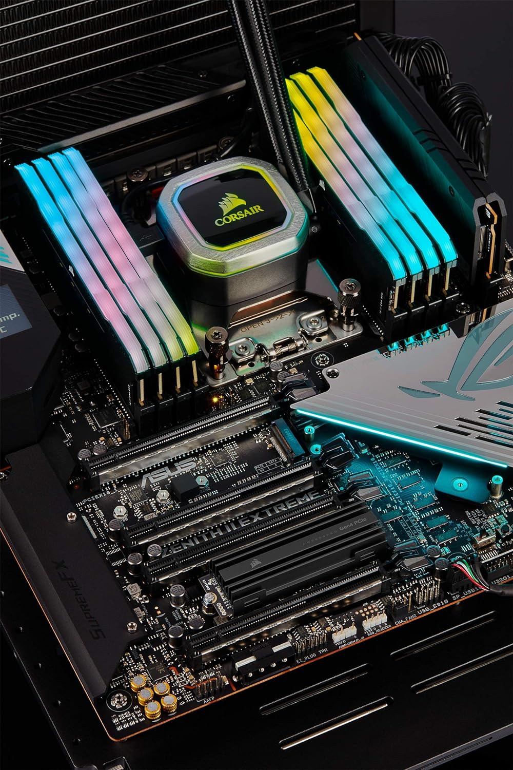 Corsair MP600 PRO Gen4 PCIe x4 NVMe M.2 SSD - High Density TLC NAND - Aluminum Heat Sink - M.2 2280 Form Factor Standard 1 TB