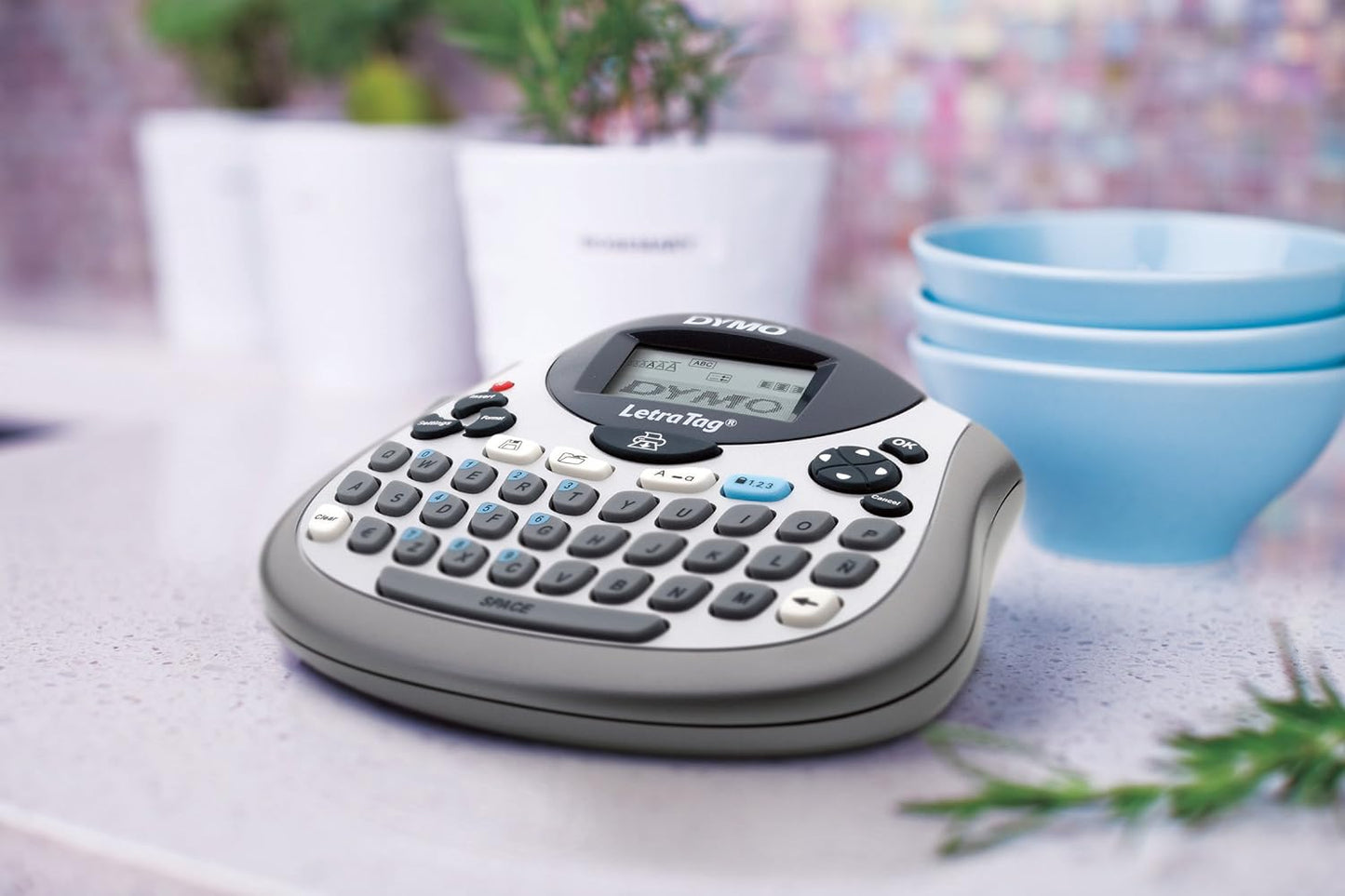 Dymo LET.LT-100T+2 Tapes German Layout, Handheld use Label Maker